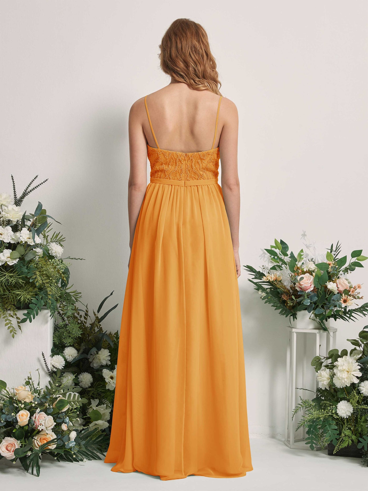 Carlyna Vestido Línea A Escote en V Hasta el suelo Fruncido Dama de honor Mango #color_mango