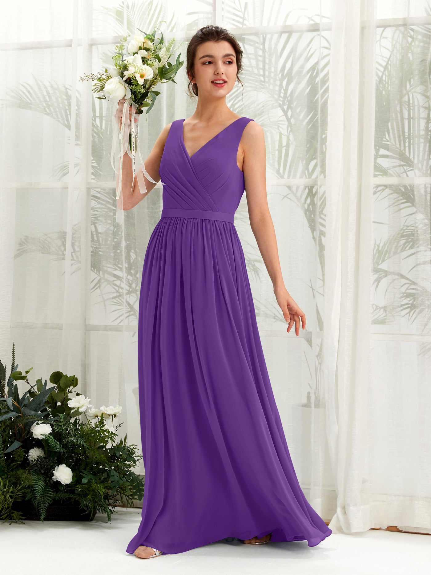 Carlyna Vestido línea A escote en V hasta el suelo fruncido dama de honor Regencia #color_regencia