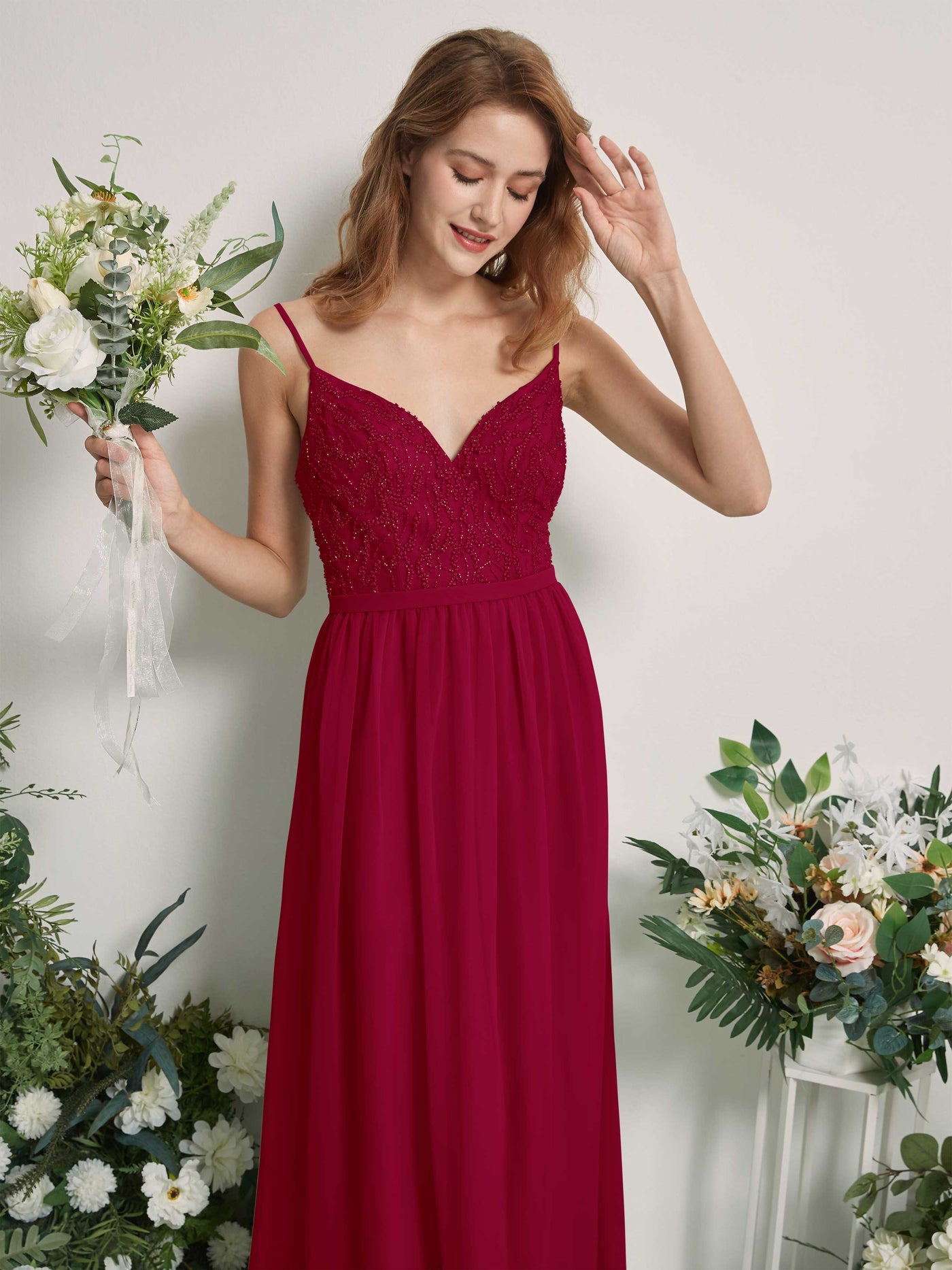 Carlyna Vestido Línea A Escote en V Hasta el suelo Fruncido Dama de honor Rojo Bufón #color_rojo-buf-n