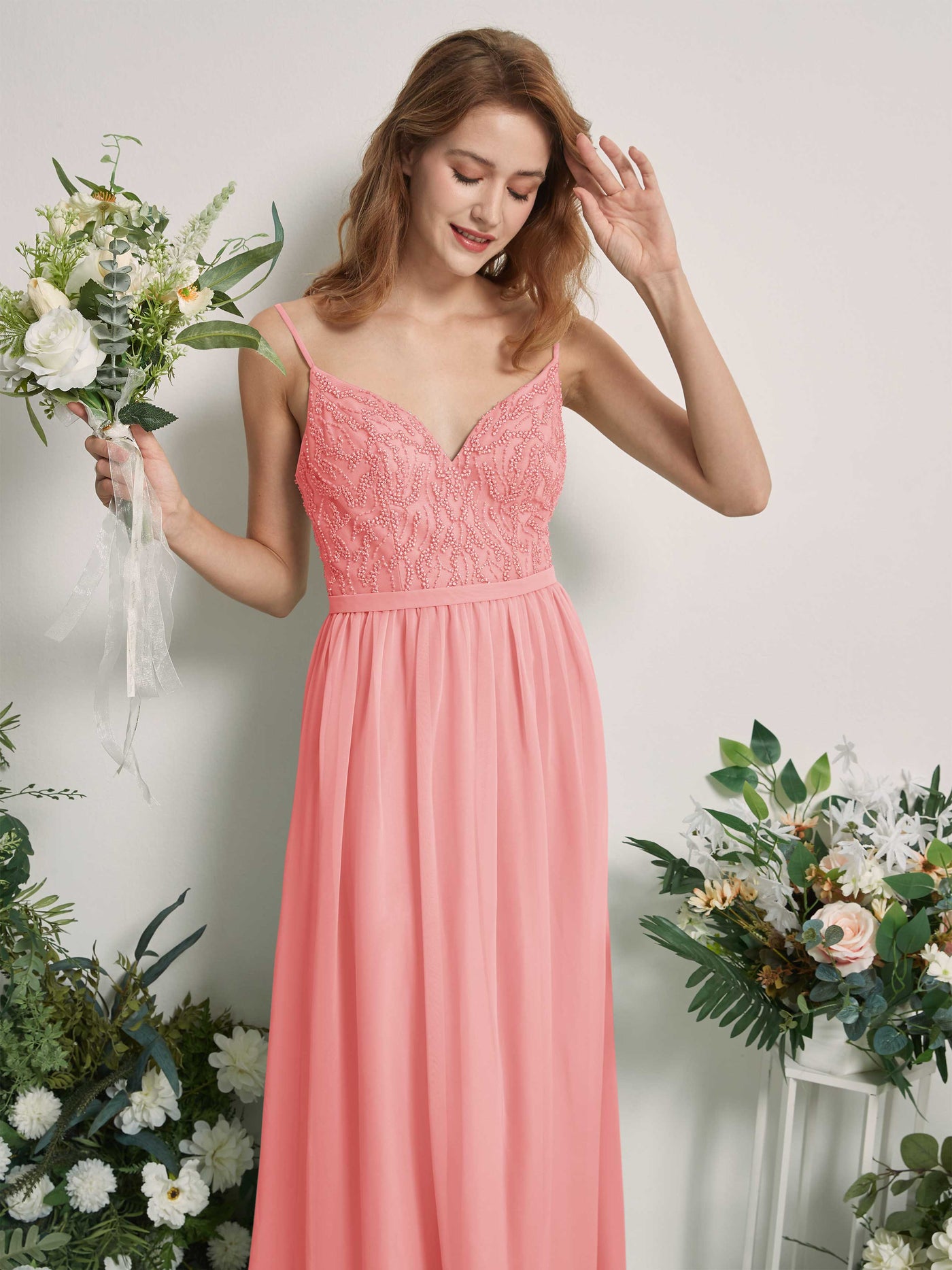 Carlyna Vestido Línea A Escote en V Hasta el suelo Fruncido Dama de honor Rosa Ballet #color_rosa-ballet