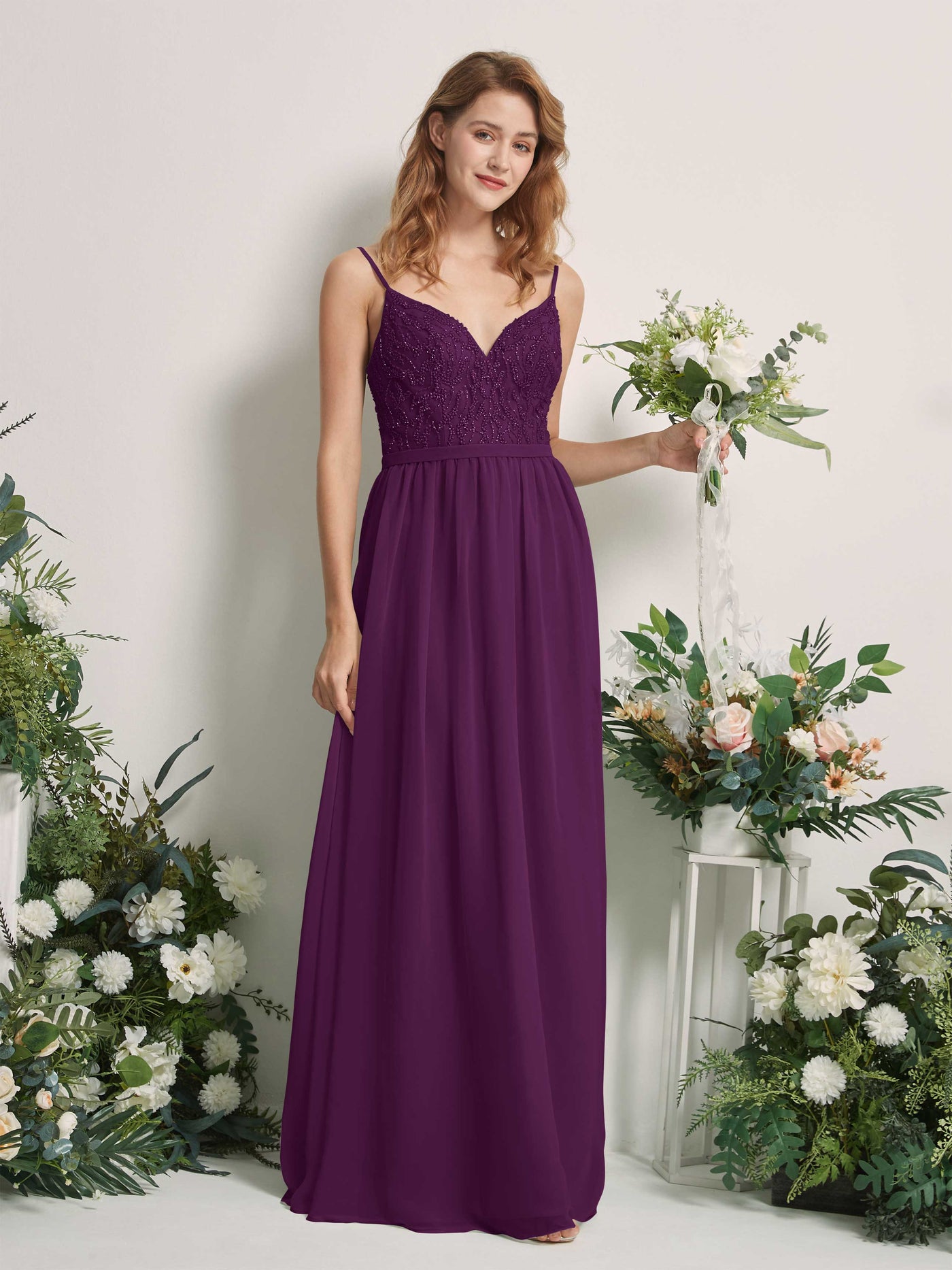 Carlyna Vestido Línea A Escote en V Hasta el suelo Fruncido Dama de honor Uva #color_uva