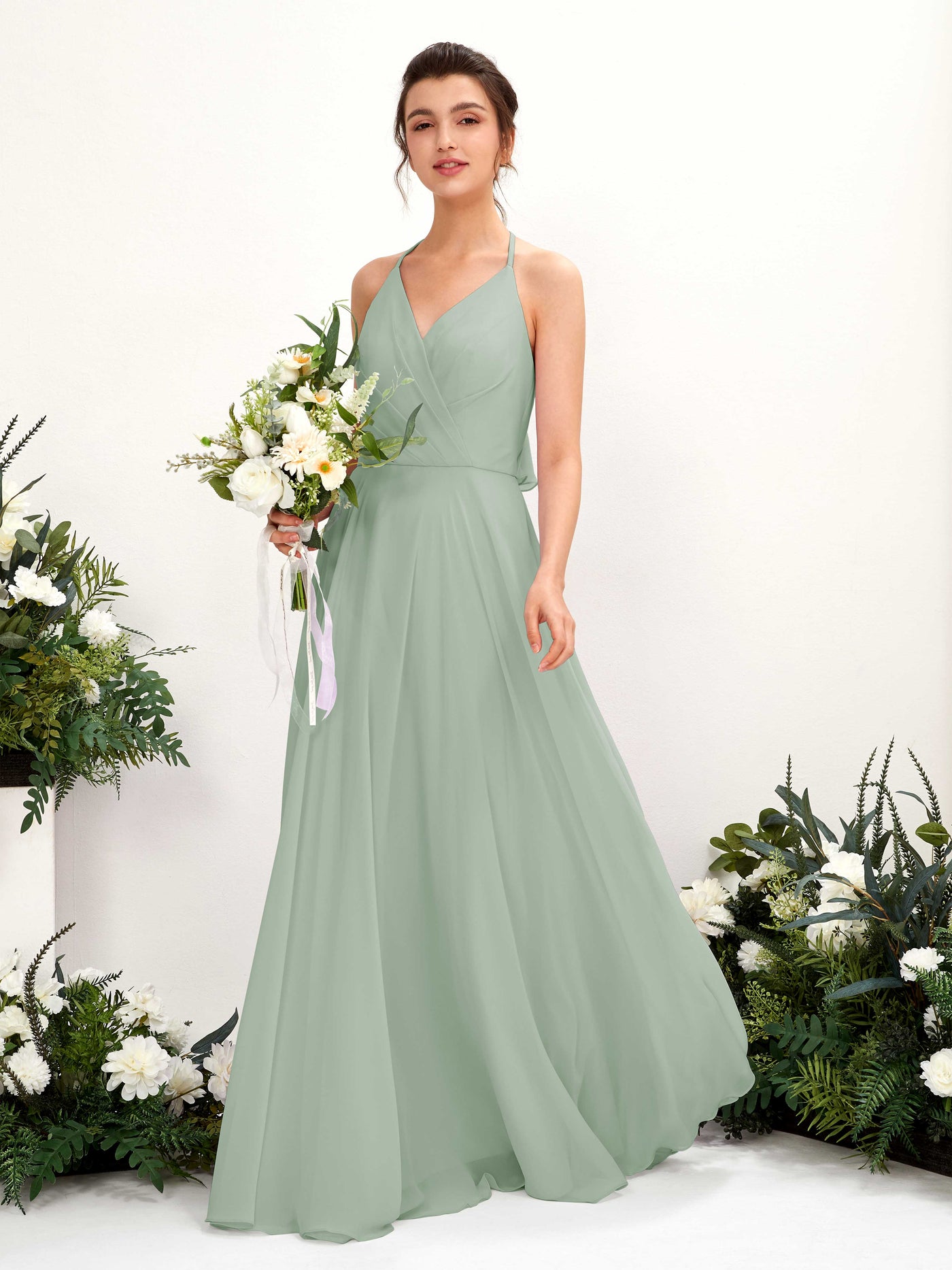 Carlyna Vestido Línea A Escote en V Hasta el suelo Hendidura de pierna Dama de honor Verde Salvia #color_verde-salvia