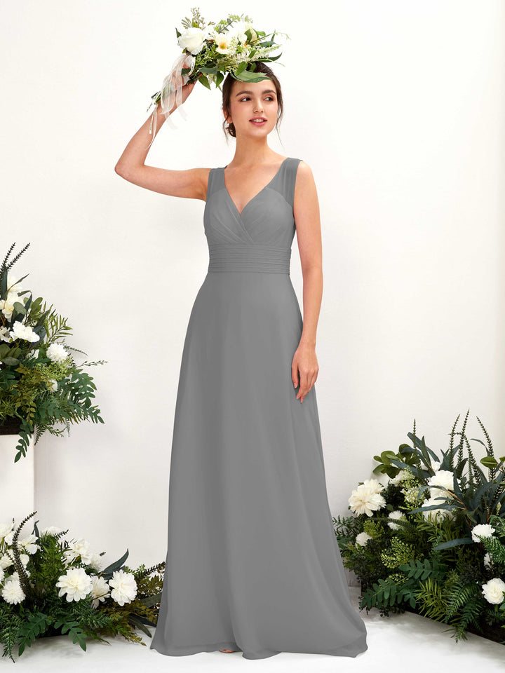 Carlyna Vestido línea A escote en V hasta el suelo vestido de dama de honor Gris Acero 