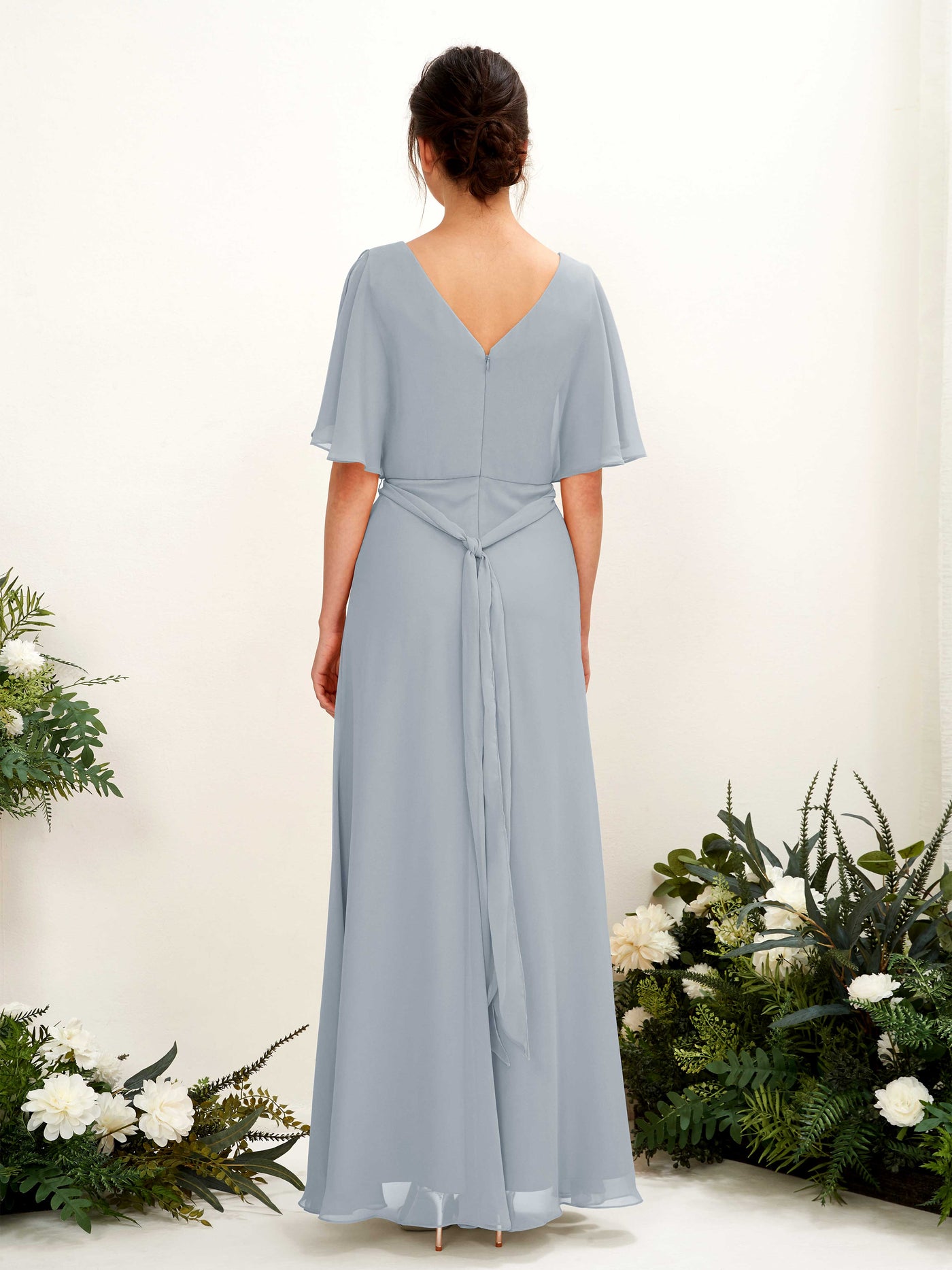 Carlyna Vestido Línea A Escote en V Manga Capa Hasta el suelo Dama de honor Azul Empolvado Mejorado #color_azul-empolvado-mejorado
