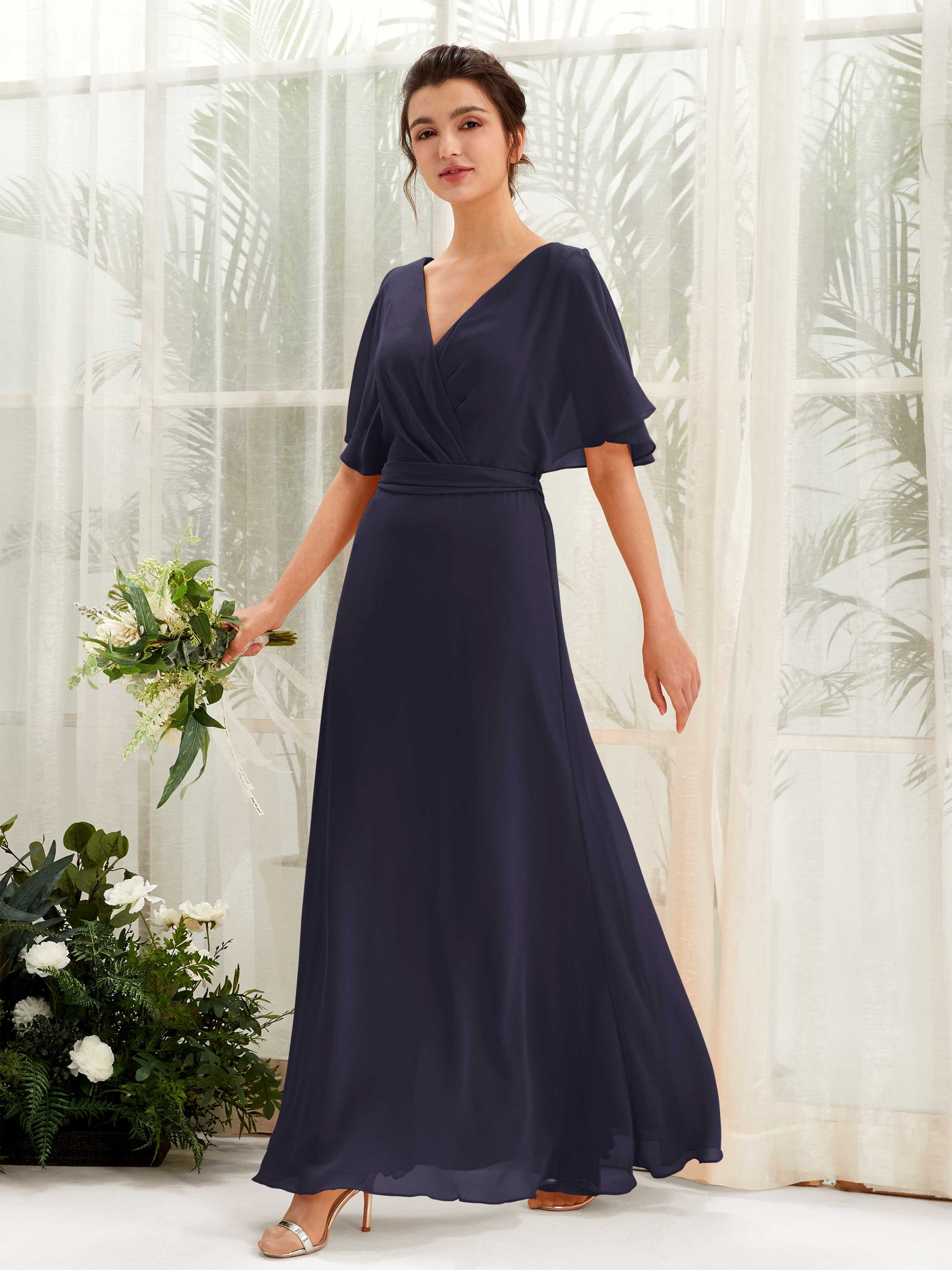 Carlyna Vestido Línea A Escote en V Manga Capa Hasta el suelo Dama de honor Azul Marino Oscuro #color_azul-marino-oscuro