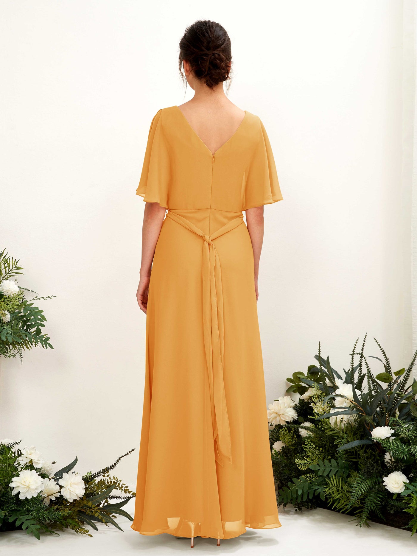 Carlyna Vestido Línea A Escote en V Manga Capa Hasta el suelo Dama de honor Mango #color_mango