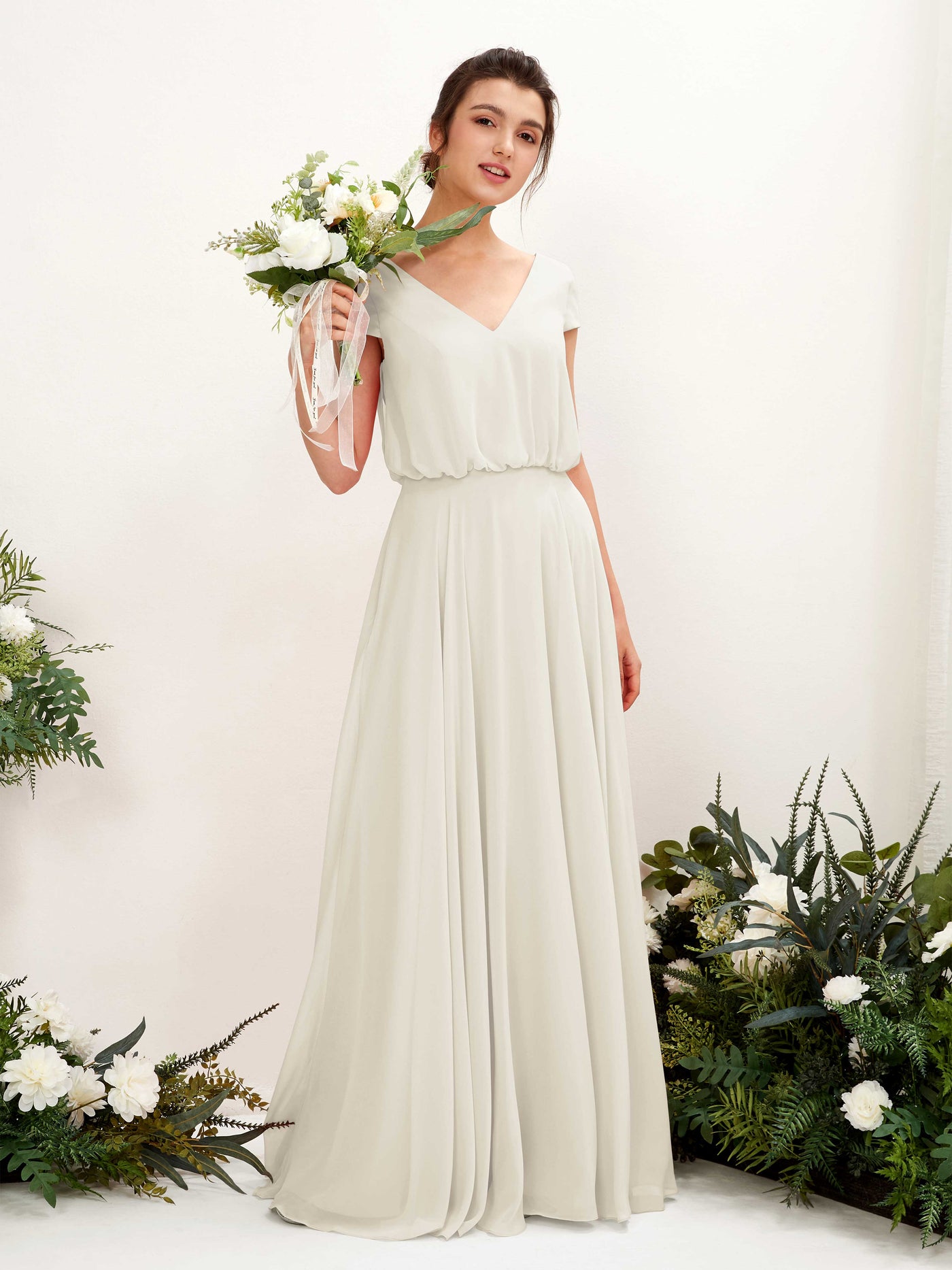 Carlyna Vestido Línea A escote en V manga casquillo hasta el suelo dama de honor Marfil #color_marfil