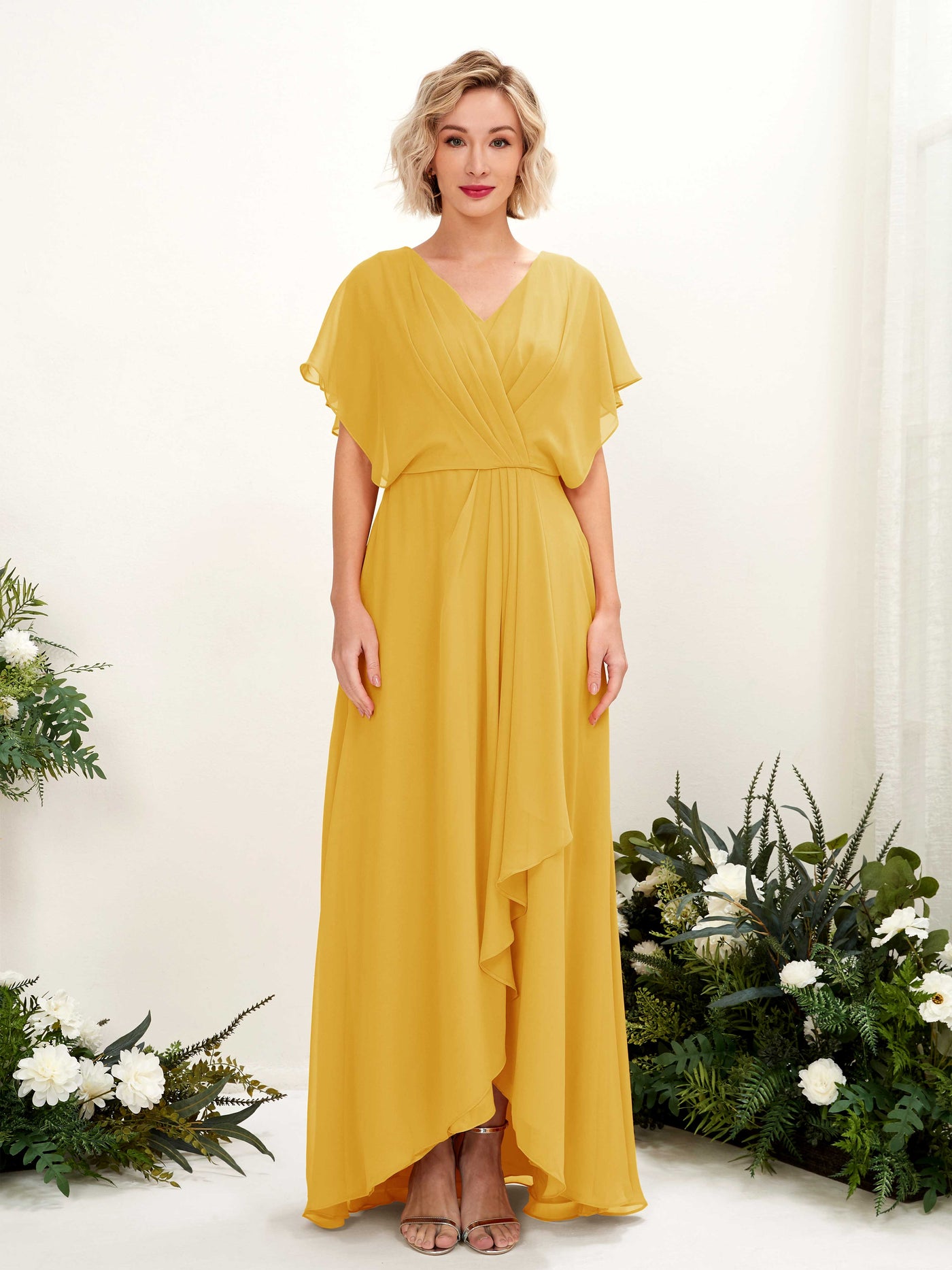Carlyna Vestido Línea A Escote en V Manga con vuelo Hasta el suelo Dama de honor Amarillo Mostaza #color_amarillo-mostaza