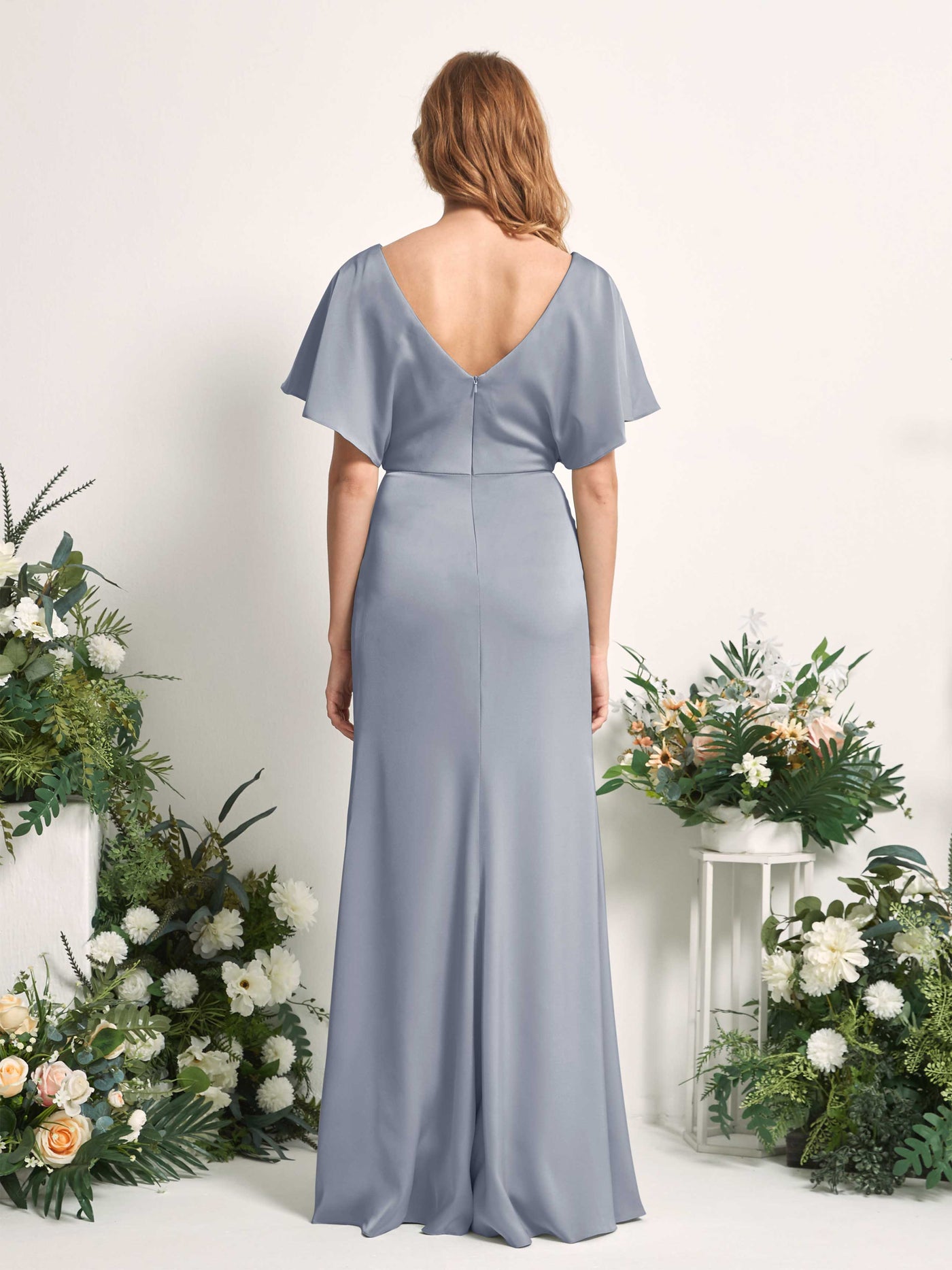 Carlyna Vestido línea A escote en V manga con vuelo hasta el suelo dama de honor Azul Polvoriento #color_azul-polvoriento
