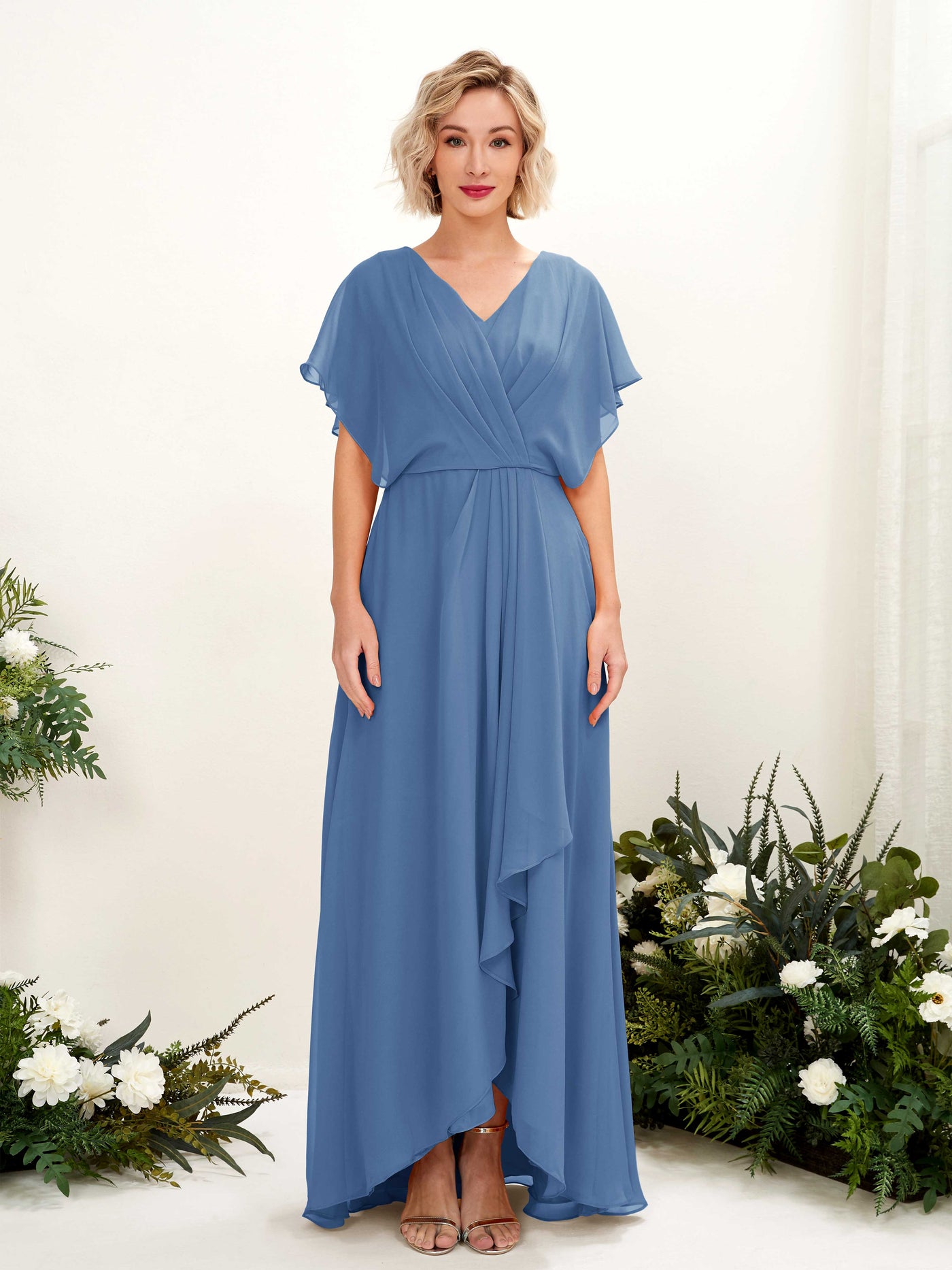 Carlyna Vestido Línea A Escote en V Manga con vuelo Hasta el suelo Dama de honor Azul polvoriento #color_azul-polvoriento