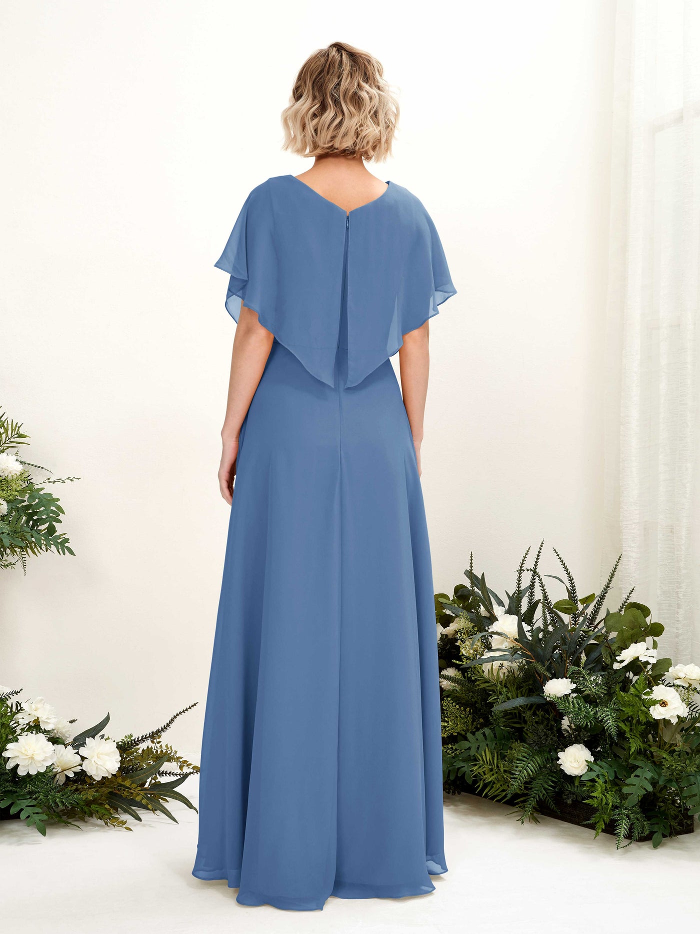 Carlyna Vestido Línea A Escote en V Manga con vuelo Hasta el suelo Dama de honor Azul polvoriento #color_azul-polvoriento