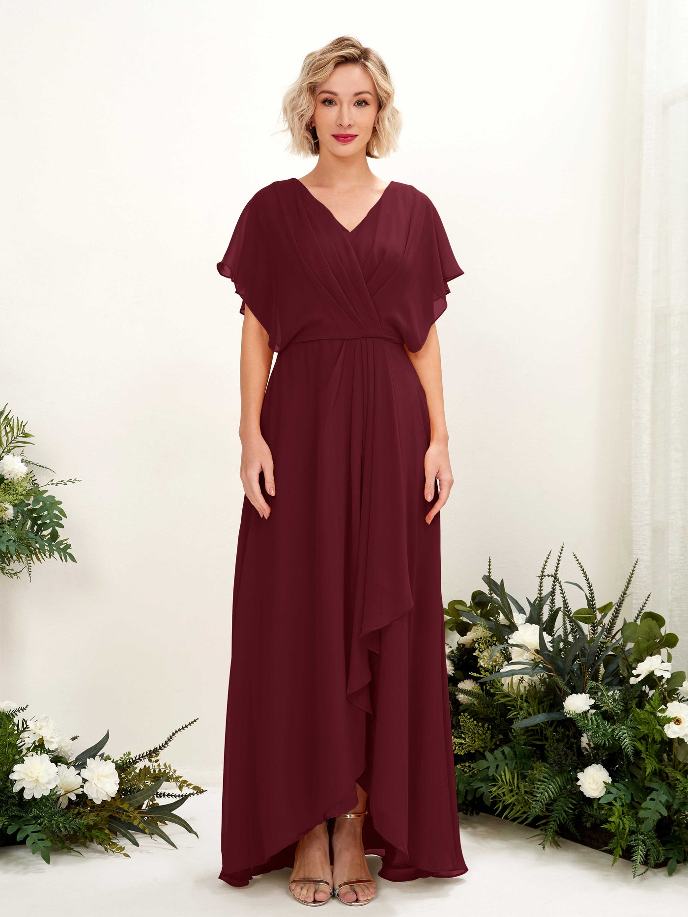 Carlyna Vestido Línea A Escote en V Manga con vuelo Hasta el suelo Dama de honor Borgoña #color_borgo-a