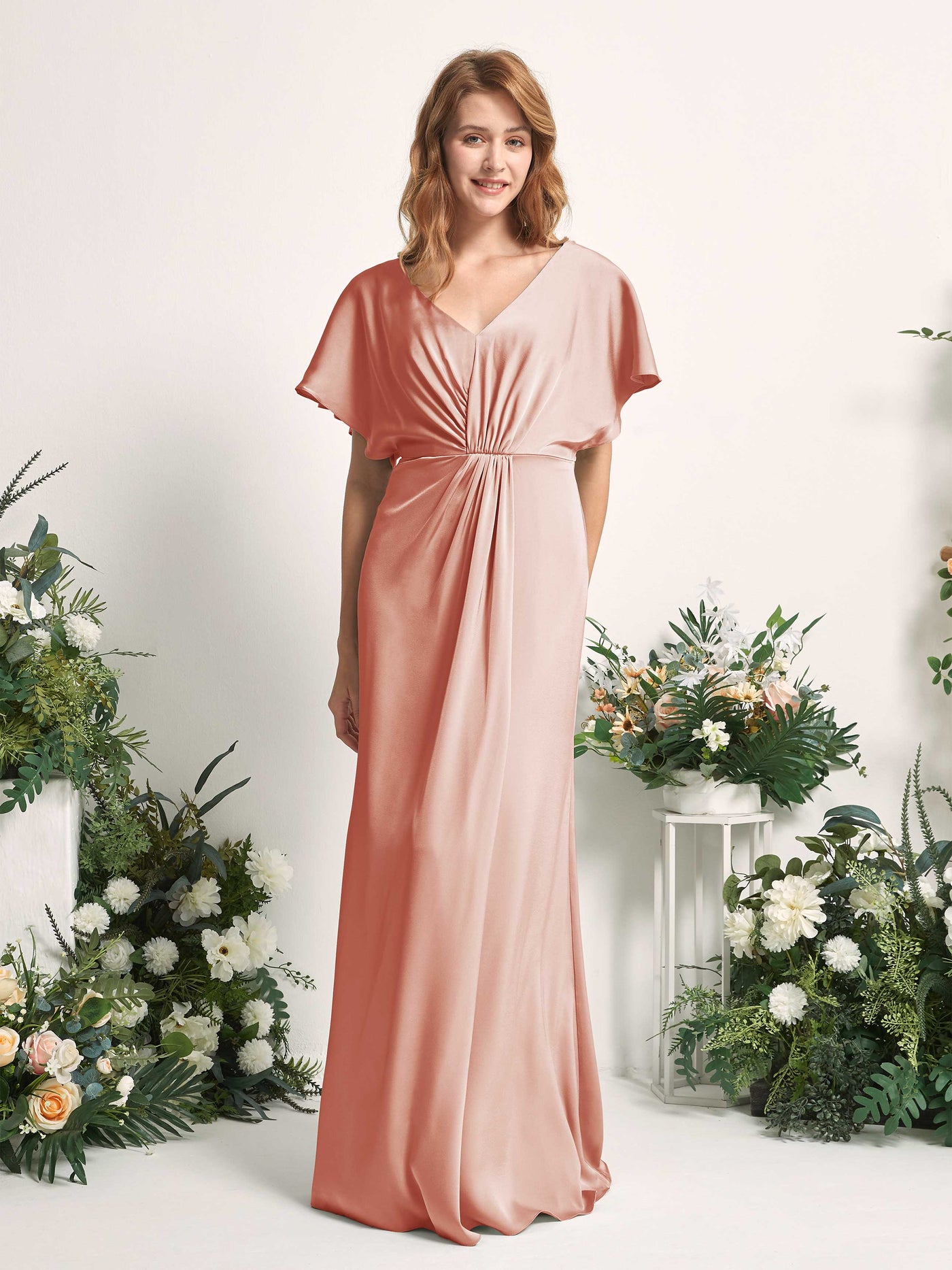 Carlyna Vestido línea A escote en V manga con vuelo hasta el suelo dama de honor Cantalupo #color_cantalupo