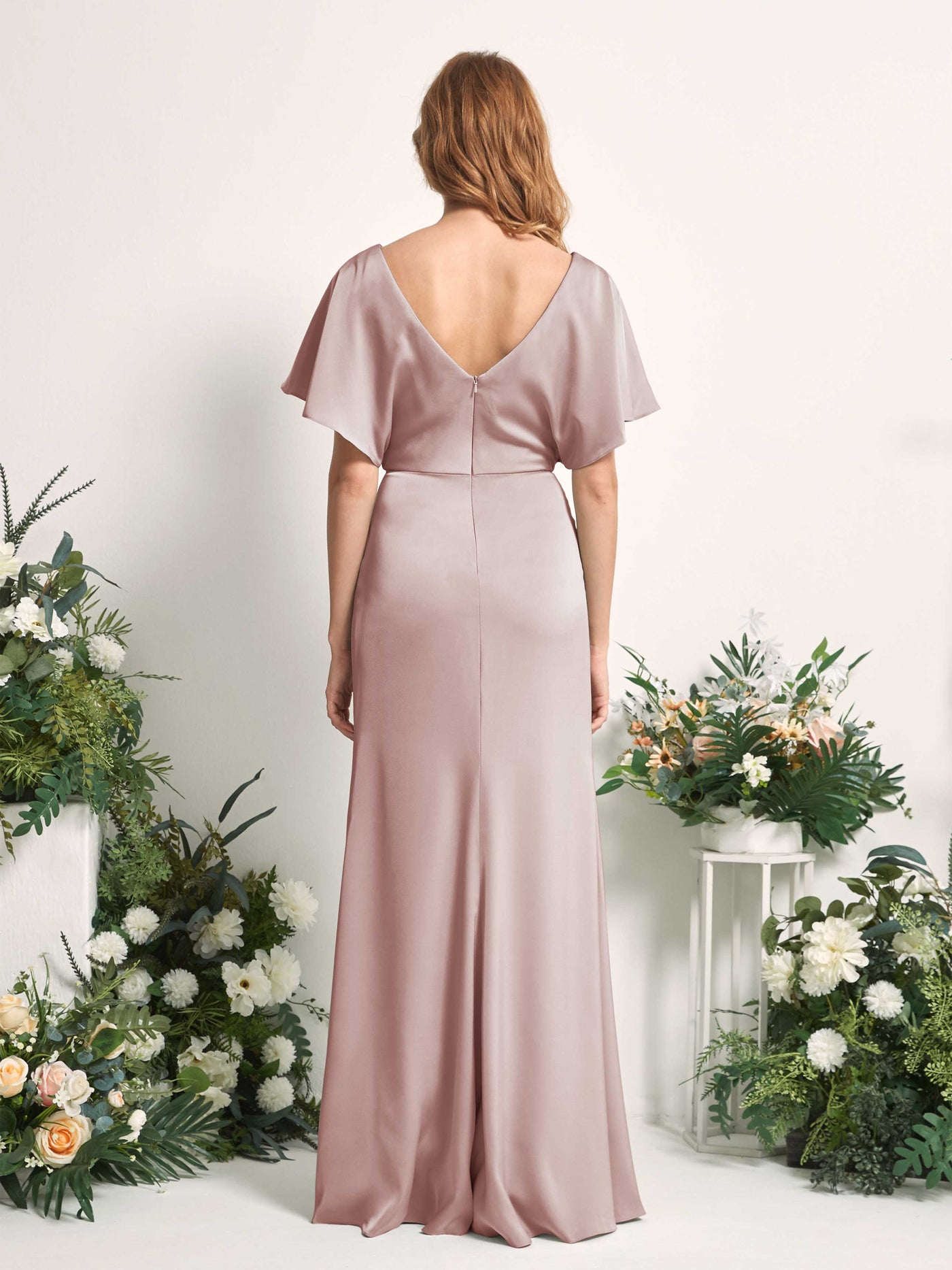 Carlyna Vestido línea A escote en V manga con vuelo hasta el suelo dama de honor Rosa Polvorienta #color_rosa-polvorienta
