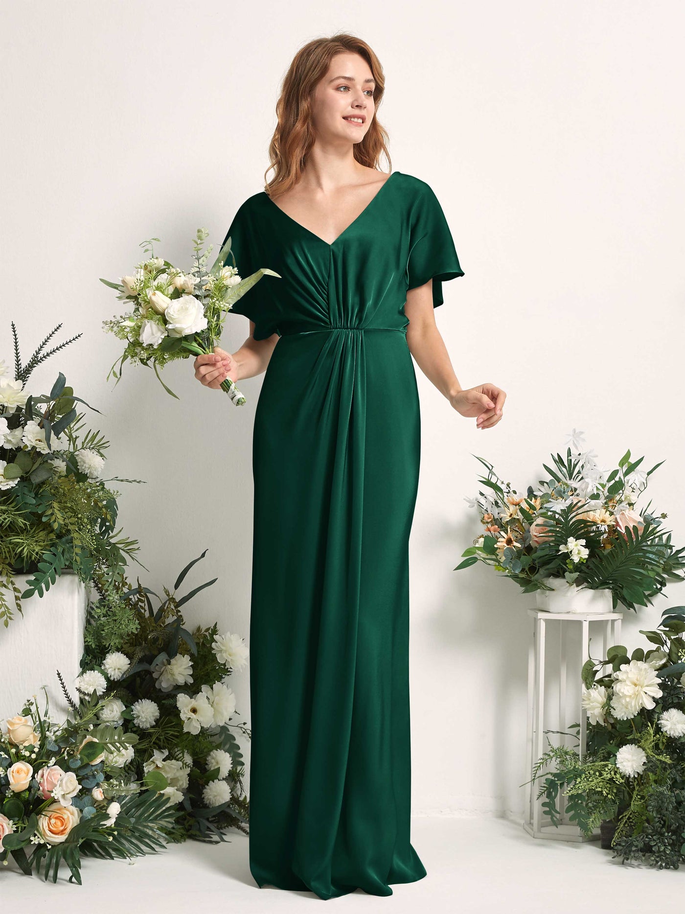 Carlyna Vestido línea A escote en V manga con vuelo hasta el suelo dama de honor Verde Militer #color_verde-militer