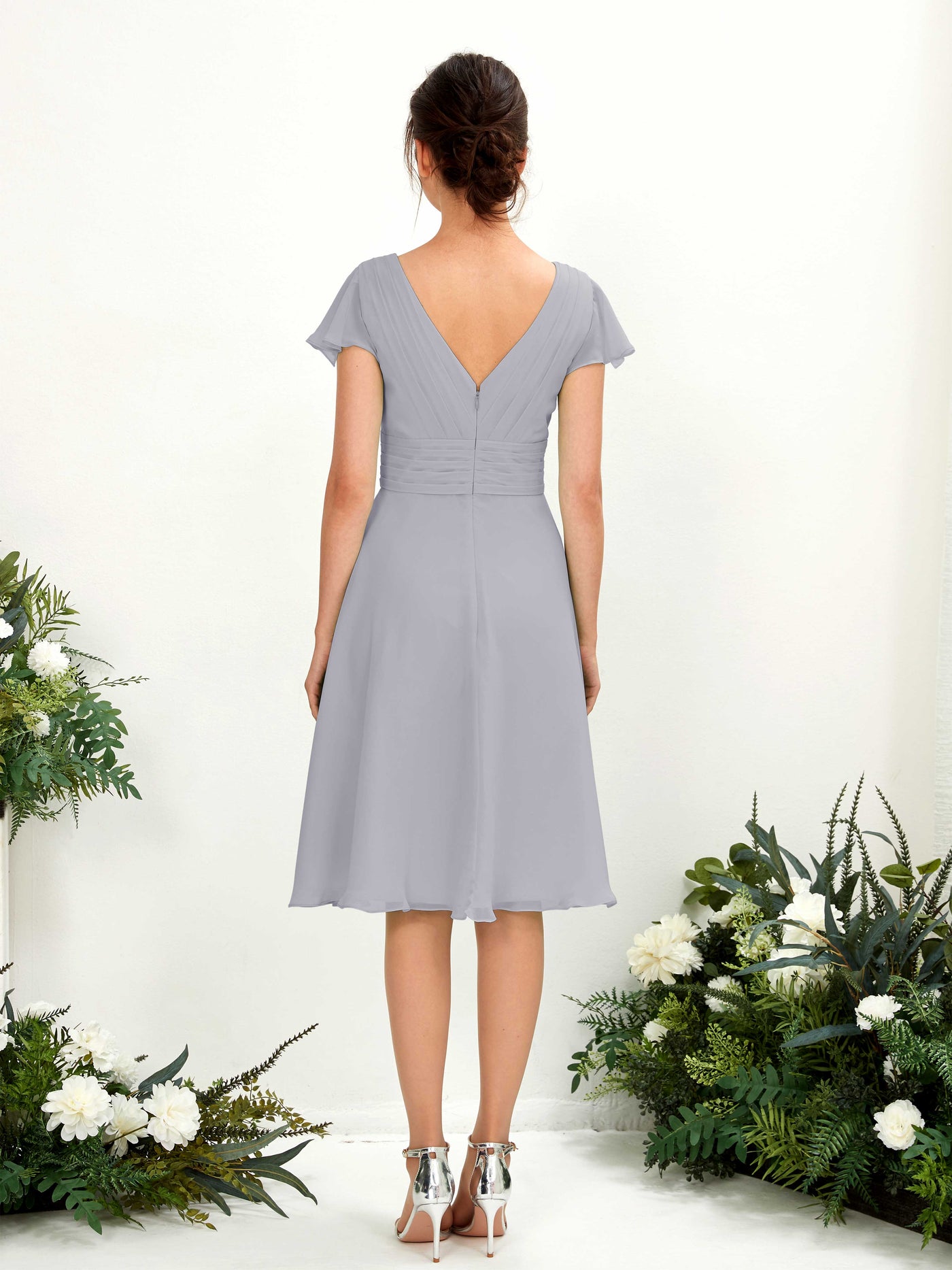 Carlyna Vestido línea A escote en V manga con vuelo hasta la rodilla gasa Lavanda Viejo #color_lavanda-viejo