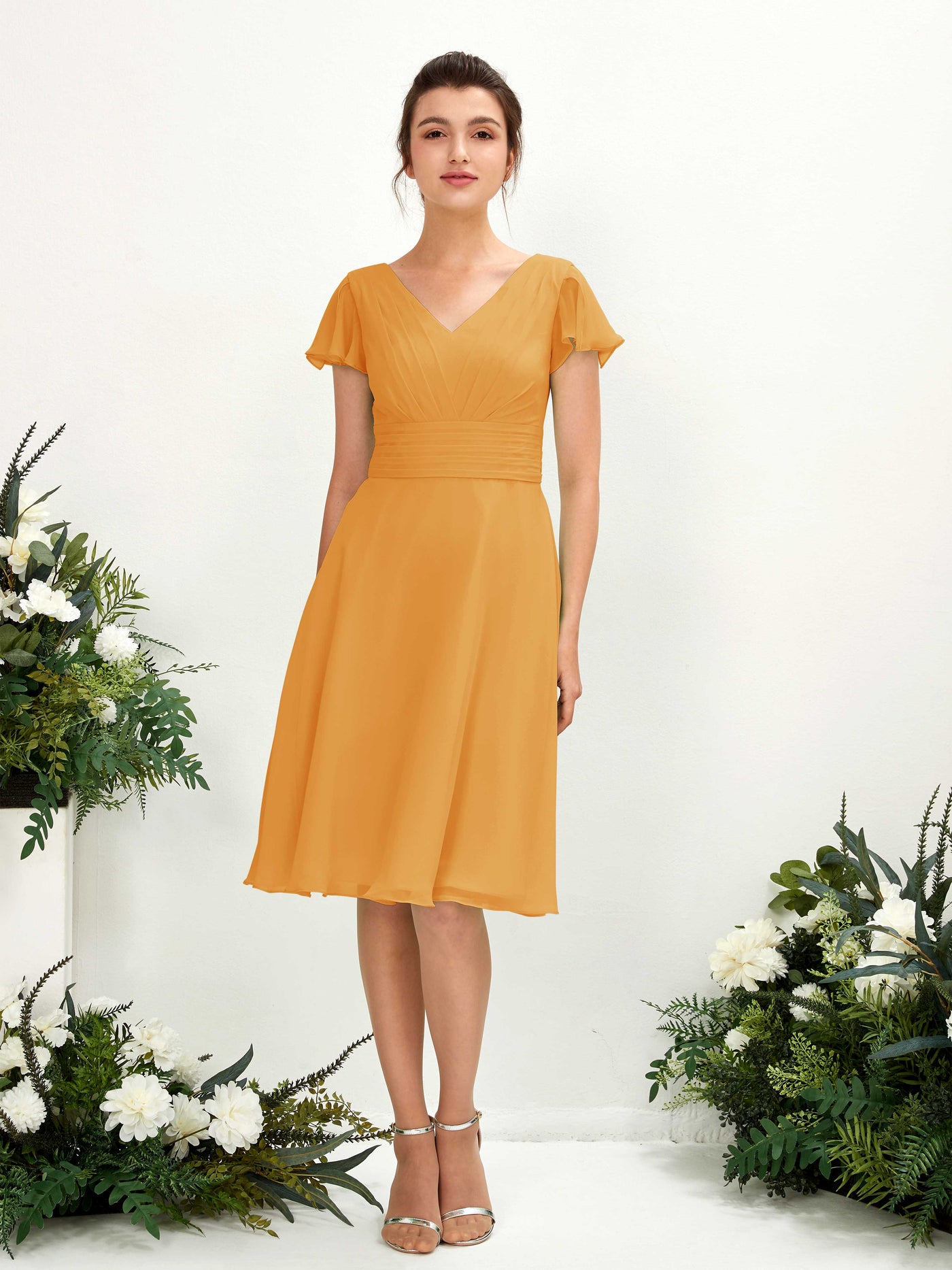 Carlyna Vestido línea A escote en V manga con vuelo hasta la rodilla gasa Mango #color_mango