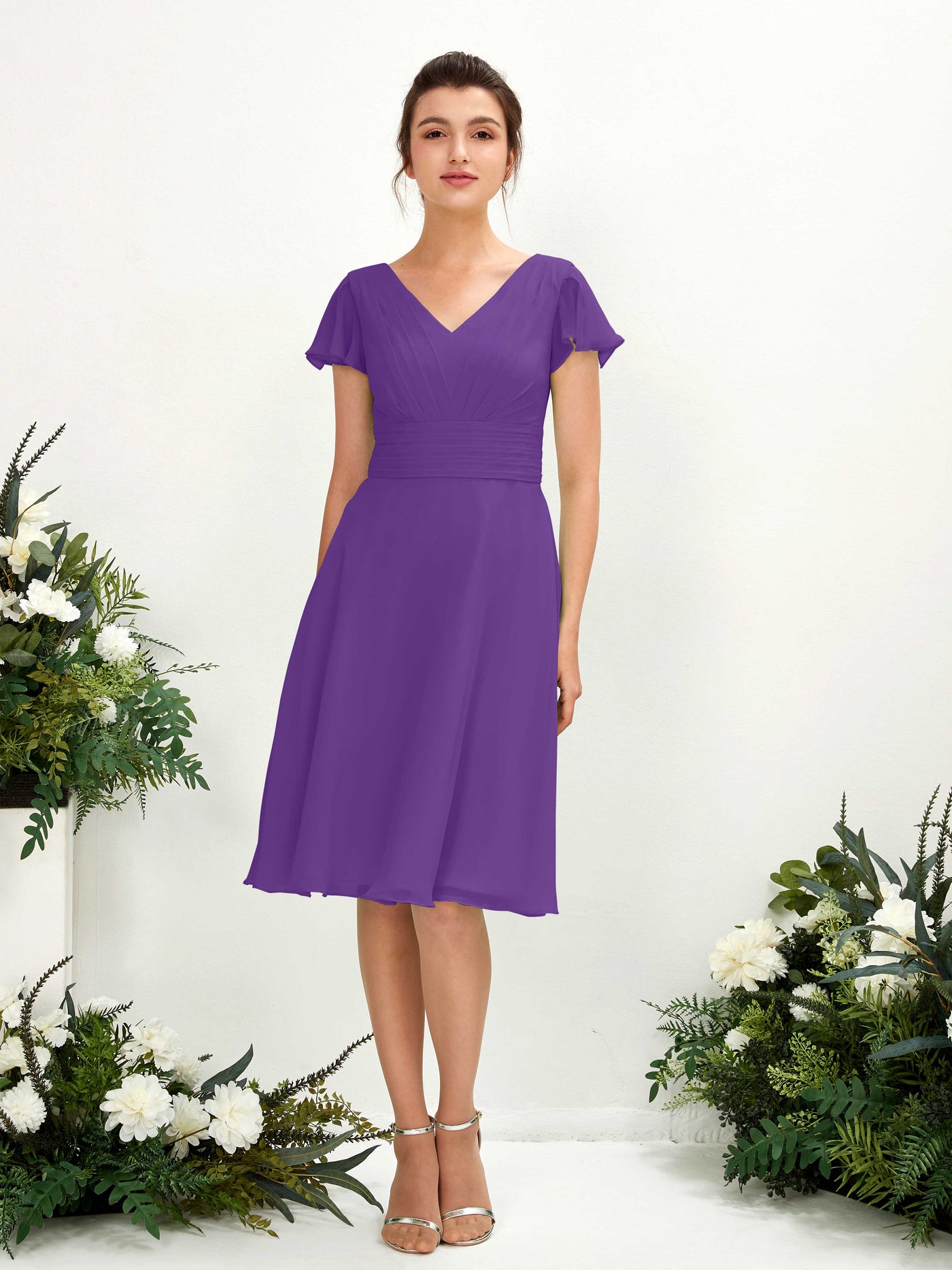 Carlyna Vestido línea A escote en V manga con vuelo hasta la rodilla gasa Regencia #color_regencia