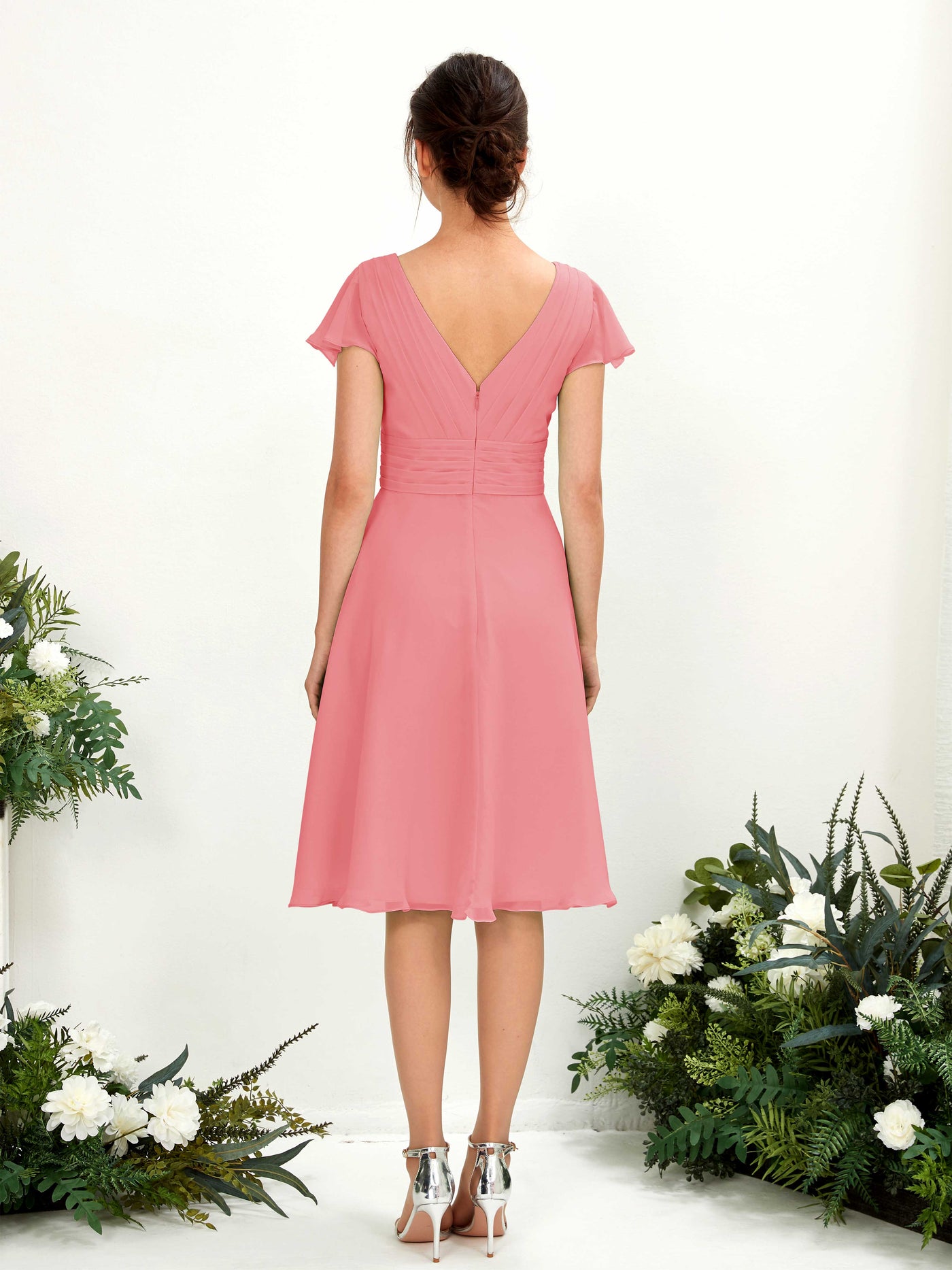 Carlyna Vestido línea A escote en V manga con vuelo hasta la rodilla gasa Rosa Coral #color_rosa-coral