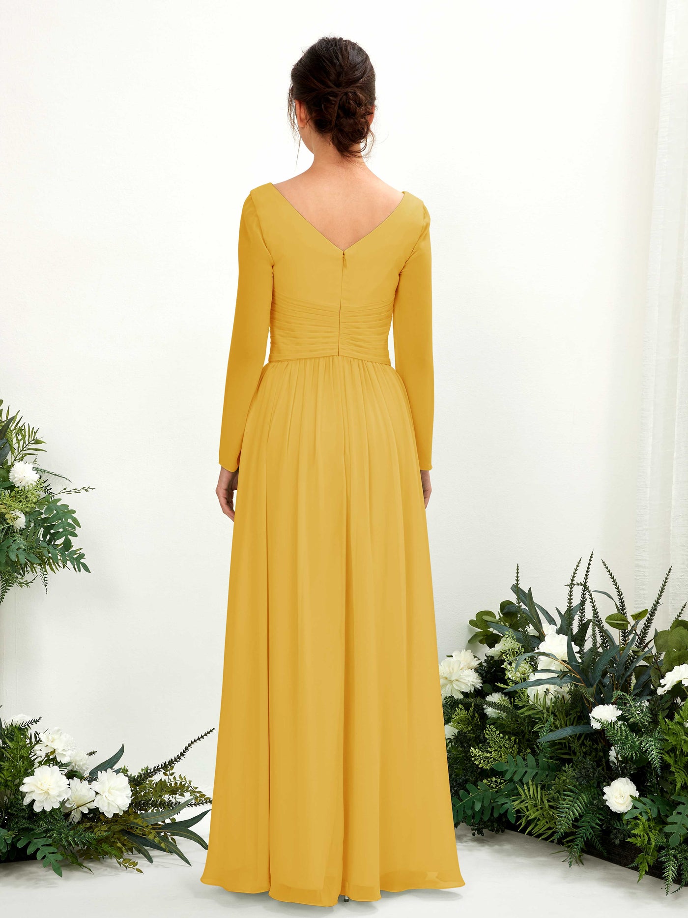 Carlyna Vestido línea A Escote en V Manga larga hasta el suelo dama de honor Amarillo Mostaza #color_amarillo-mostaza