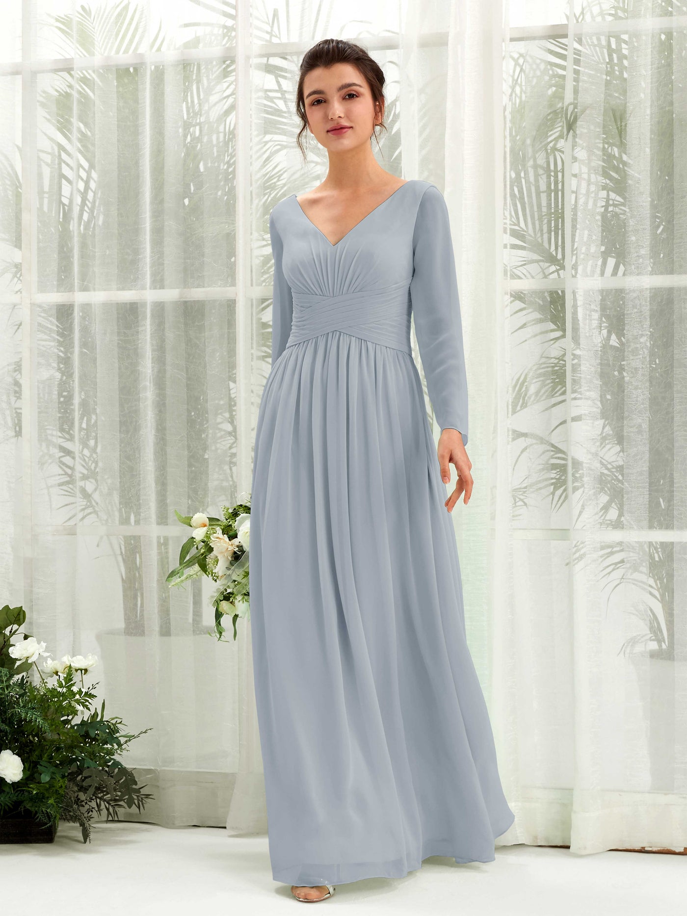Carlyna Vestido línea A Escote en V Manga larga hasta el suelo dama de honor Azul Empolvado Mejorado #color_azul-empolvado-mejorado