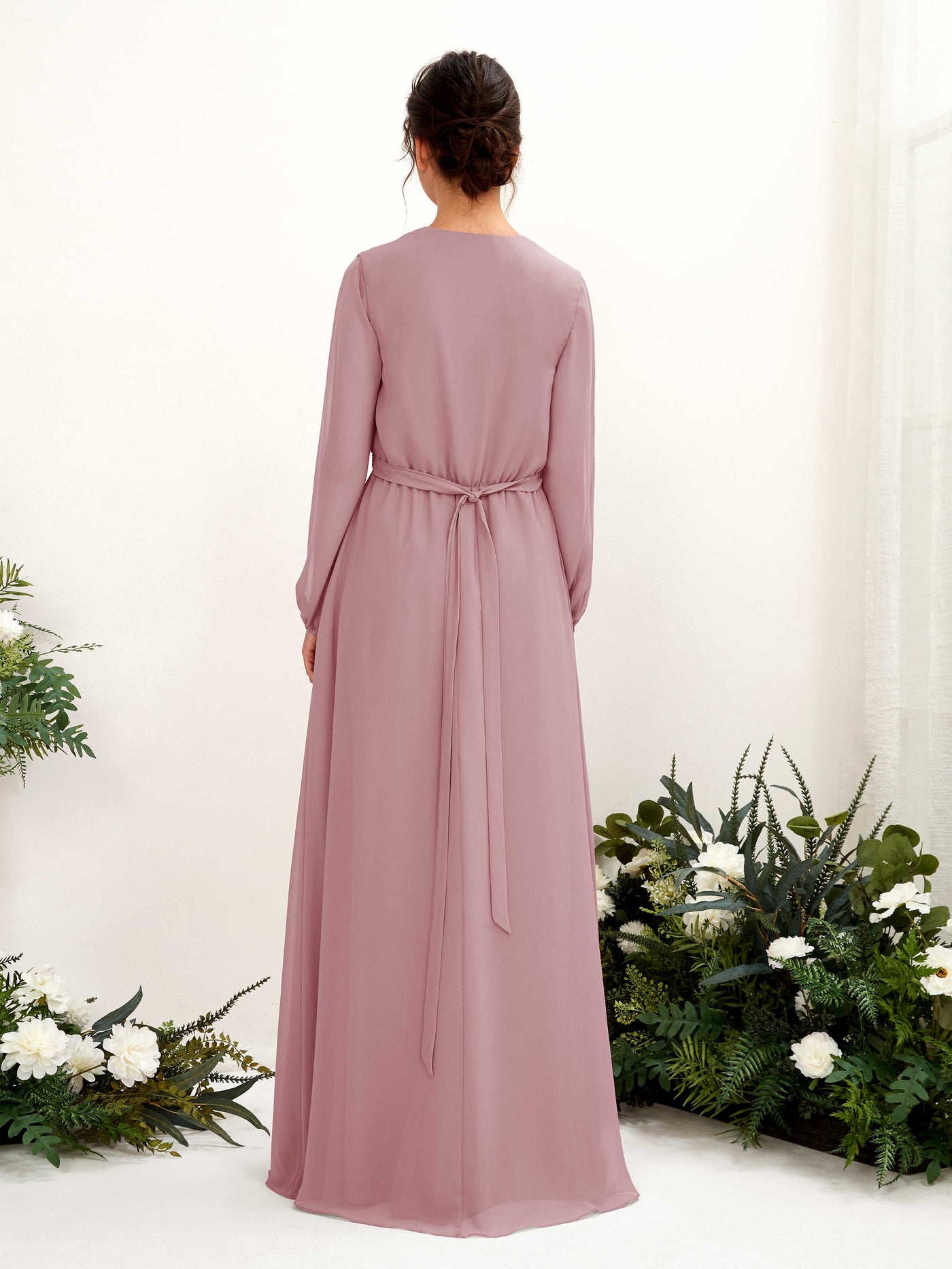 Carlyna Vestido línea A escote en V manga larga hasta el suelo dama de honor Malva Clásico #color_malva-cl-sico