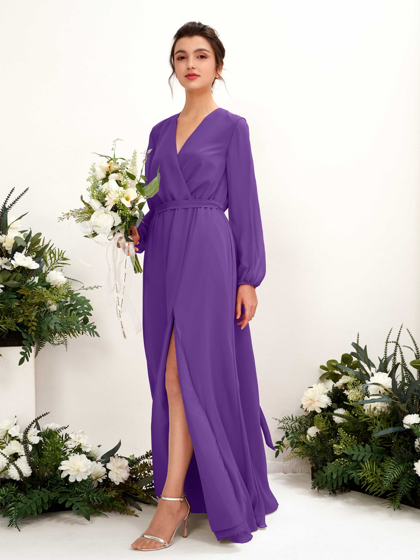 Carlyna Vestido línea A escote en V manga larga hasta el suelo dama de honor Regencia #color_regencia