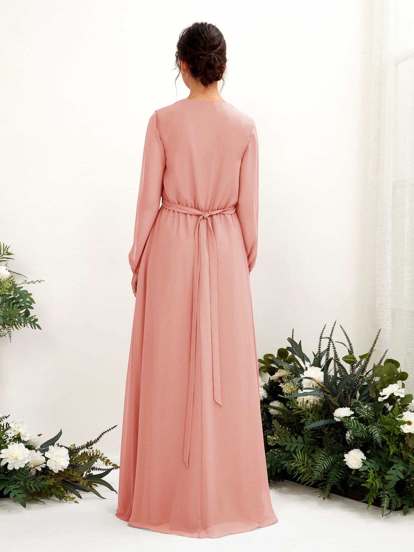 Carlyna Vestido línea A escote en V manga larga hasta el suelo dama de honor Rosa Champán #color_rosa-champ-n