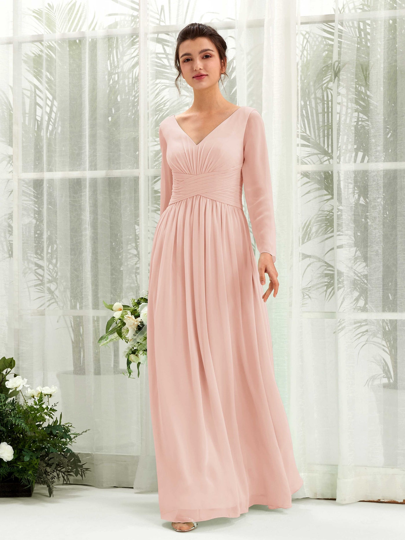 Carlyna Vestido línea A Escote en V Manga larga hasta el suelo dama de honor Rosa Perla #color_rosa-perla