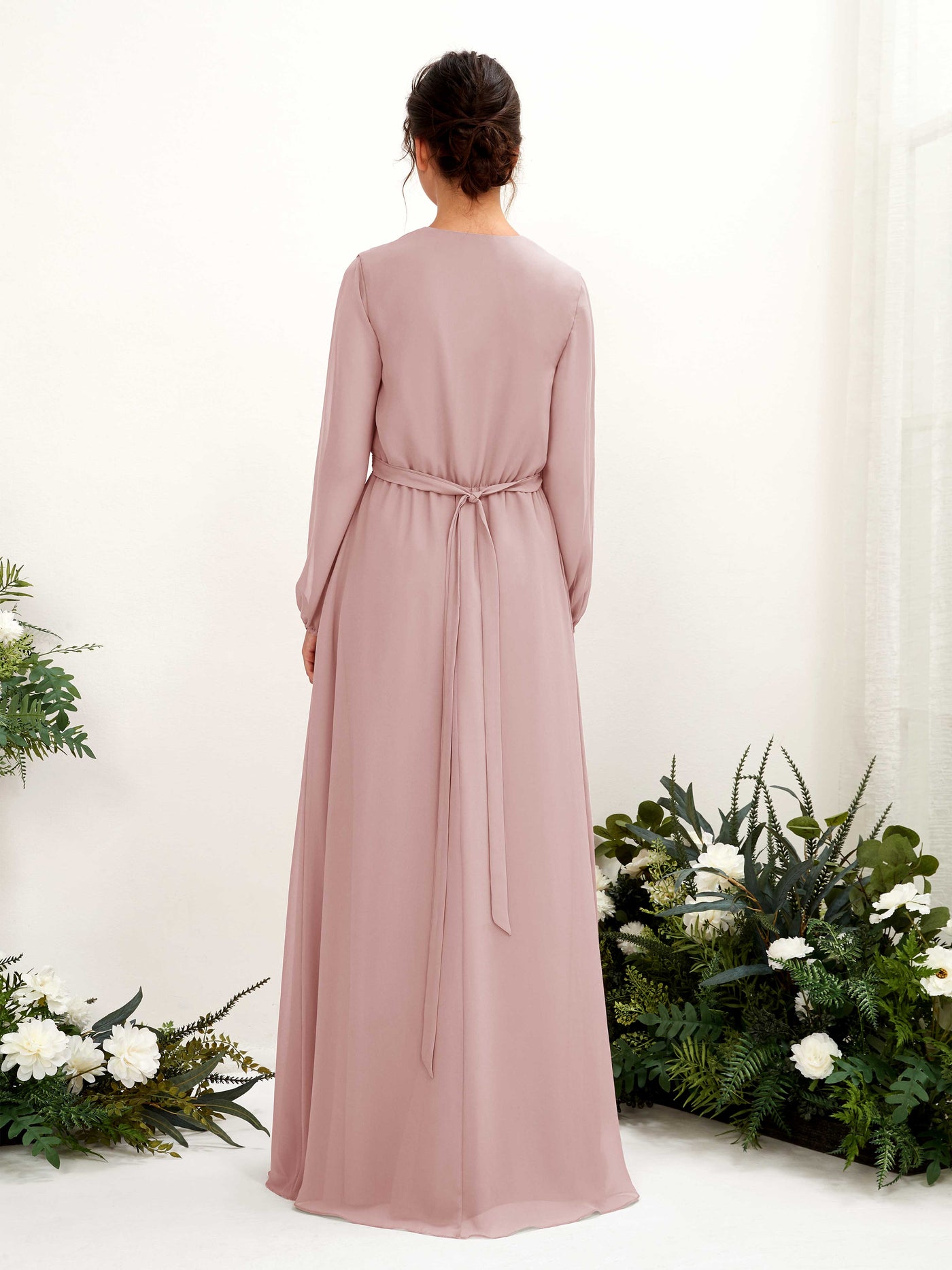 Carlyna Vestido línea A escote en V manga larga hasta el suelo dama de honor Rosa Polvorienta #color_rosa-polvorienta