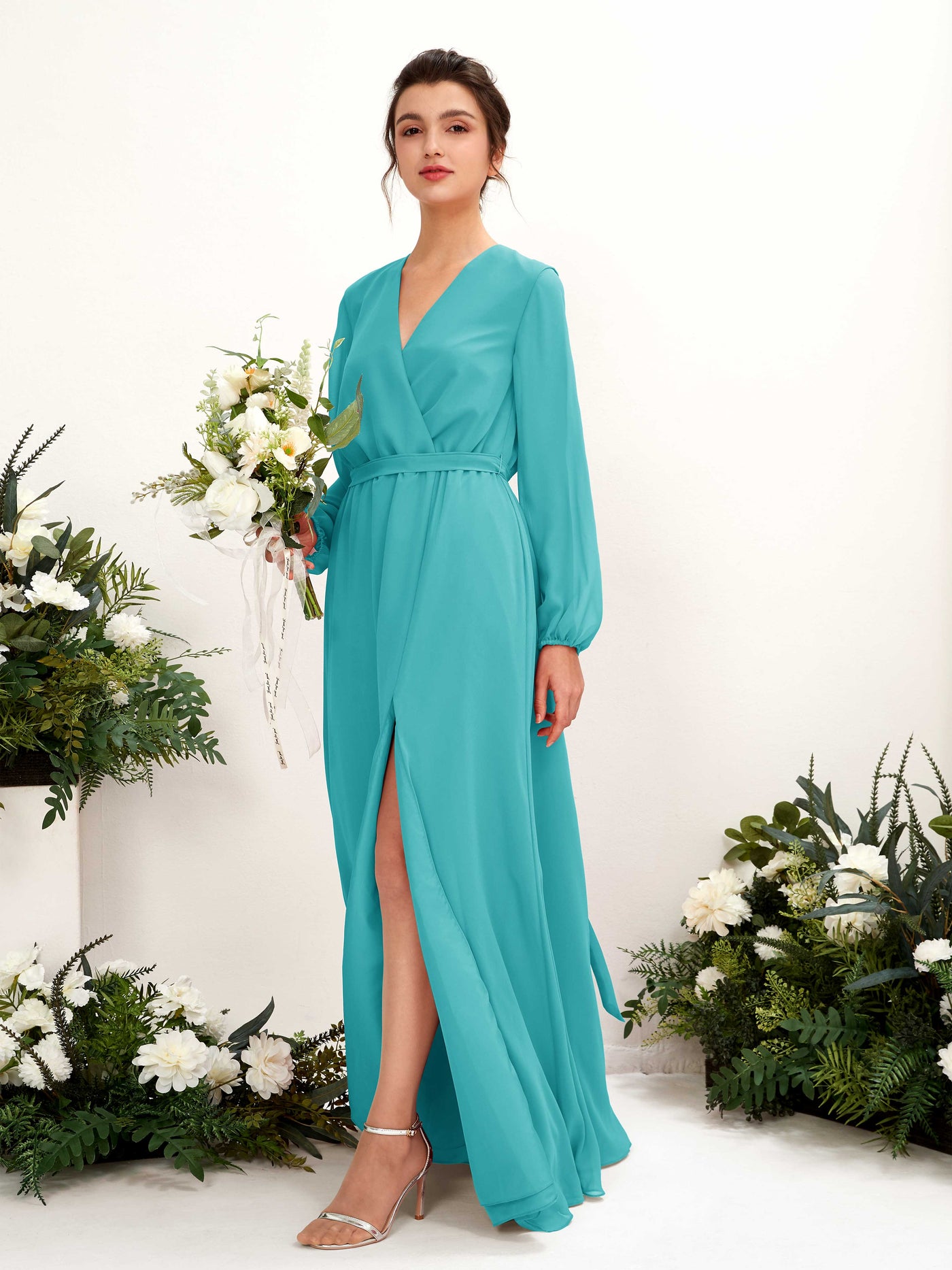 Carlyna Vestido línea A escote en V manga larga hasta el suelo dama de honor Turquesa #color_turquesa