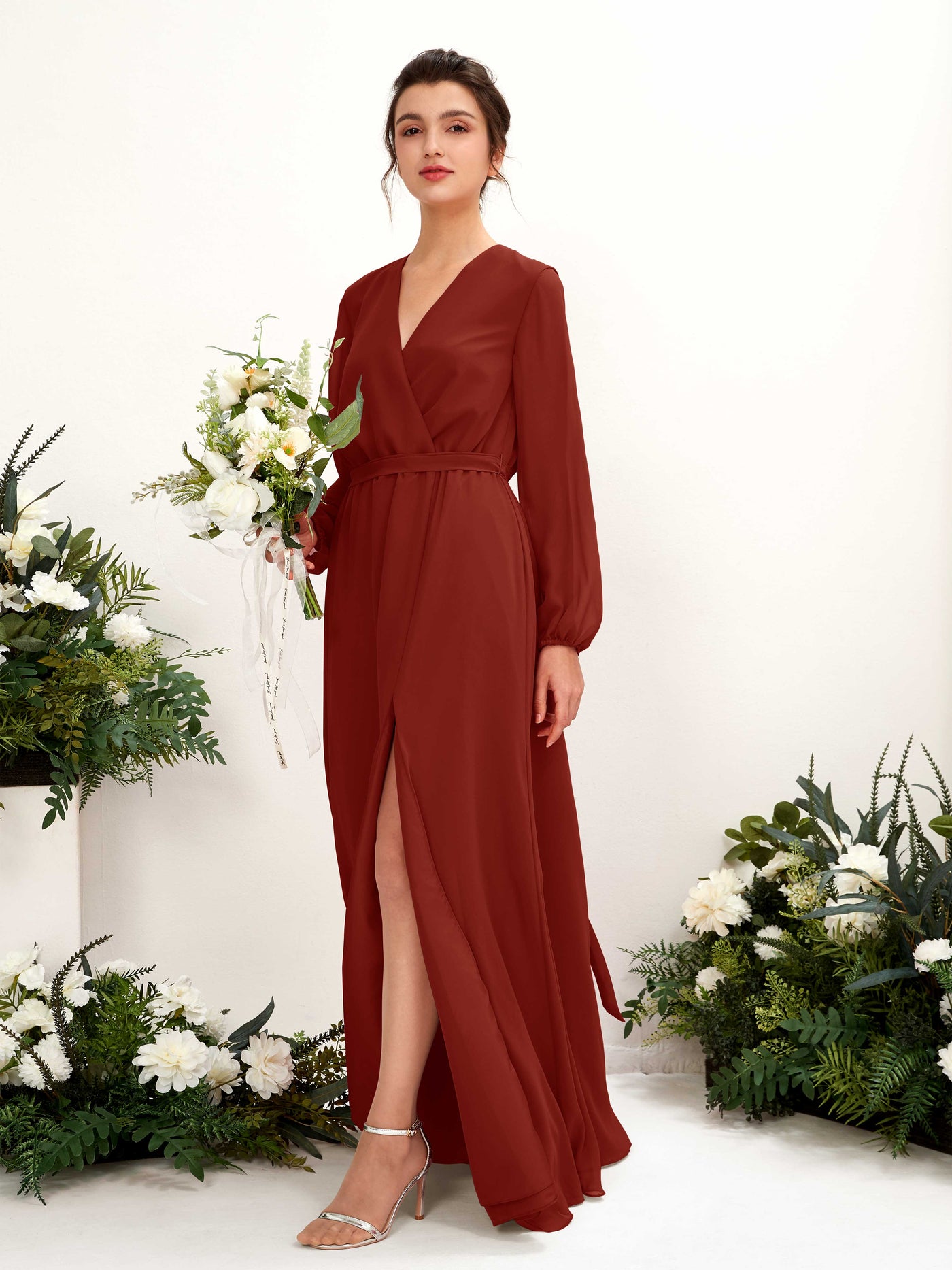 Carlyna Vestido línea A escote en V manga larga hasta el suelo dama de honor Óxido #color_xido
