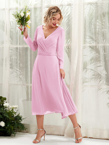 Carlyna Vestido Línea A Escote en V Manga Larga Hasta la tibia Vestidos de dama de honor Rosa Caramelo #color_rosa-caramelo