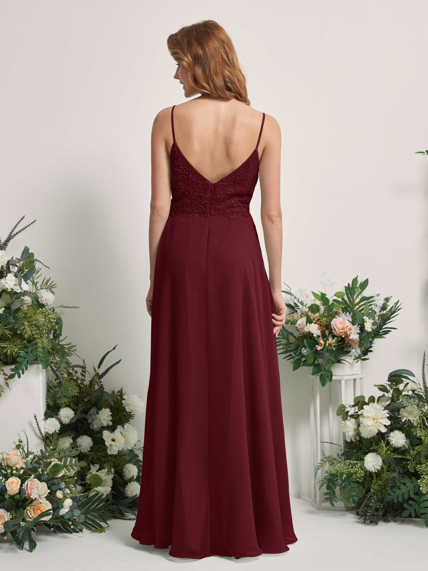 Carlyna Vestido línea A Escote en V Tirantes finos Hasta el suelo Dama de honor Borgoña #color_borgo-a