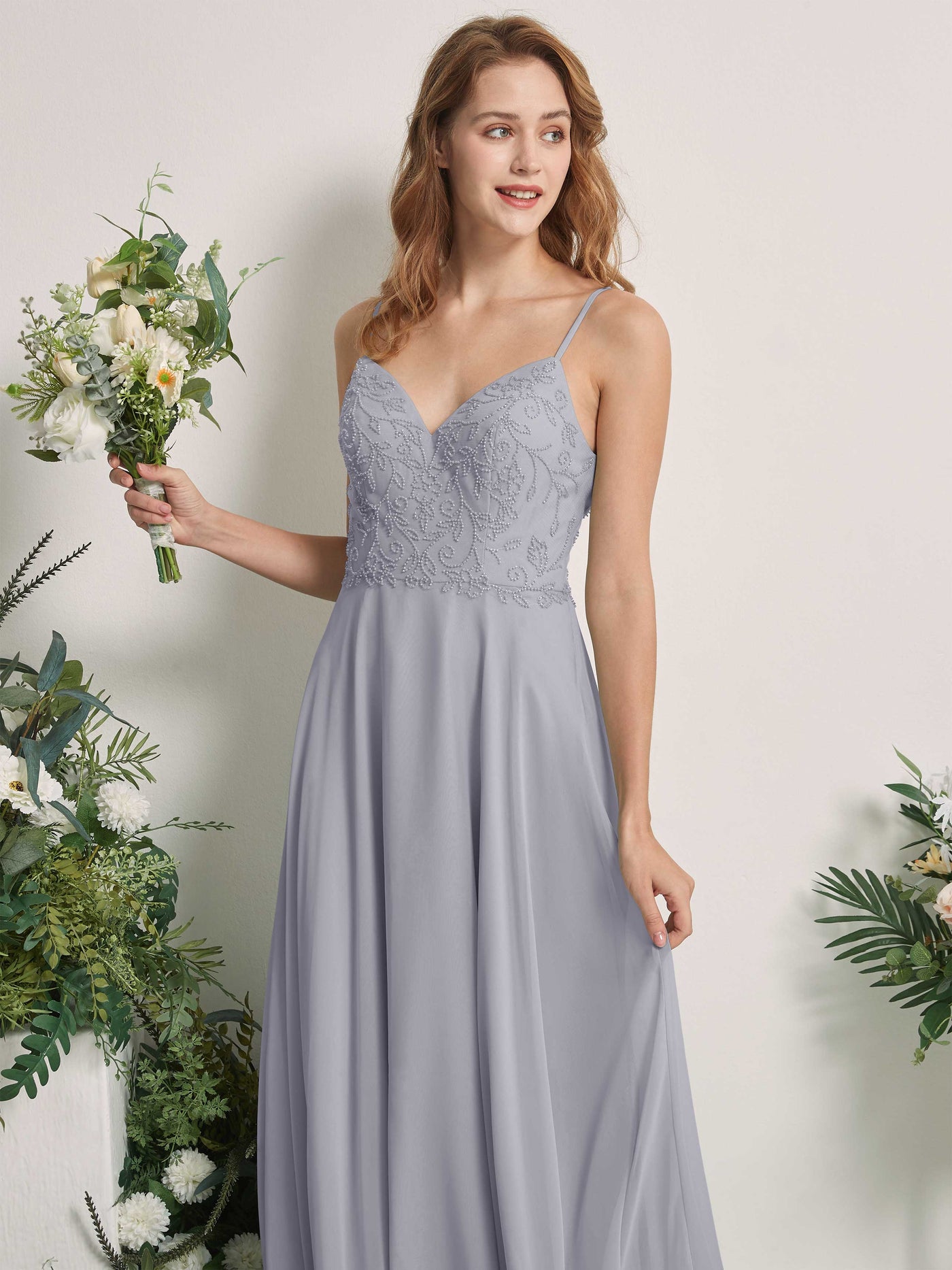 Carlyna Vestido línea A Escote en V Tirantes finos Hasta el suelo Dama de honor Lavanda Viejo #color_lavanda-viejo