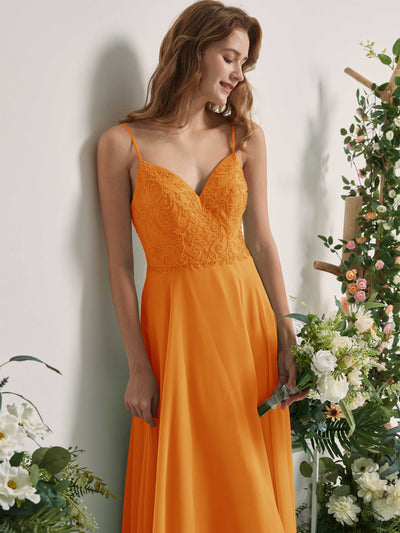Carlyna Vestido línea A Escote en V Tirantes finos Hasta el suelo Dama de honor Mango #color_mango
