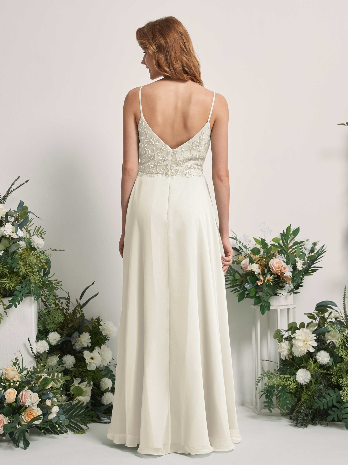 Carlyna Vestido línea A Escote en V Tirantes finos Hasta el suelo Dama de honor Marfil #color_marfil