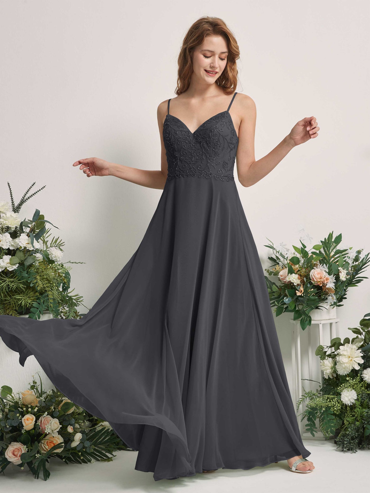 Carlyna Vestido línea A Escote en V Tirantes finos Hasta el suelo Dama de honor Peltre #color_peltre