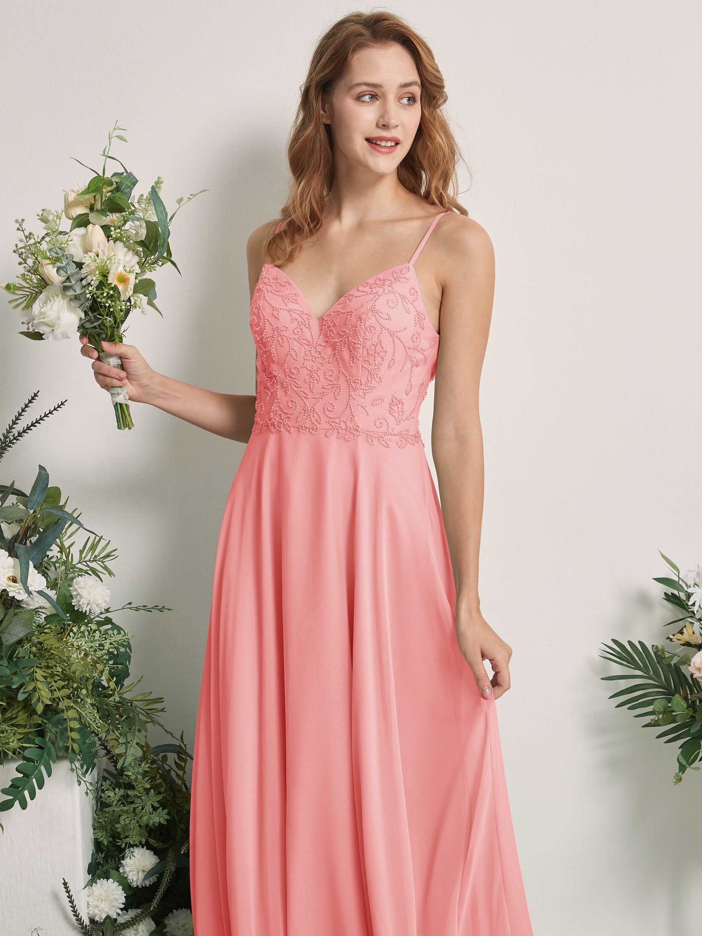 Carlyna Vestido línea A Escote en V Tirantes finos Hasta el suelo Dama de honor Rosa Ballet #color_rosa-ballet