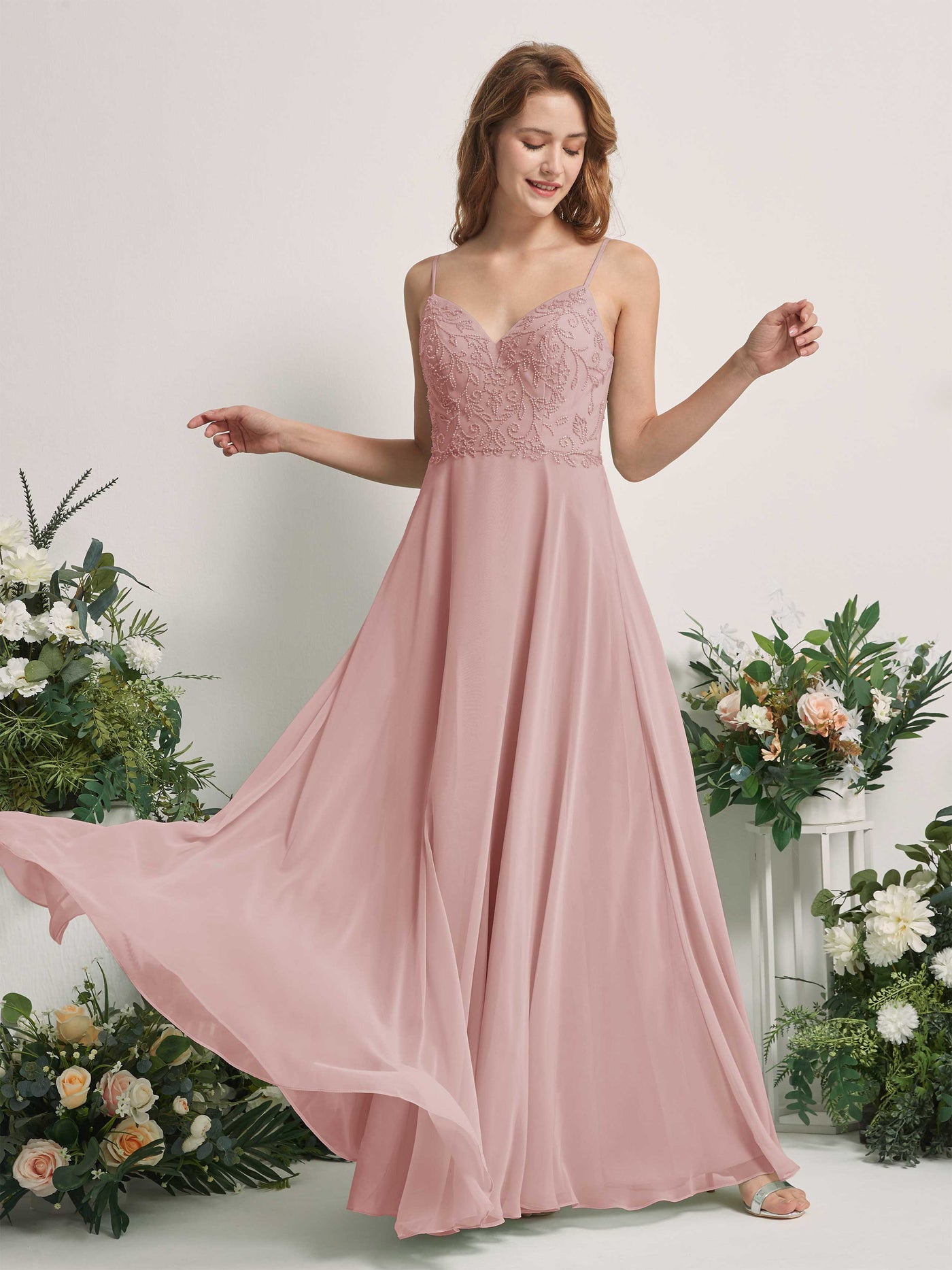 Carlyna Vestido línea A Escote en V Tirantes finos Hasta el suelo Dama de honor Rosa Polvorienta #color_rosa-polvorienta