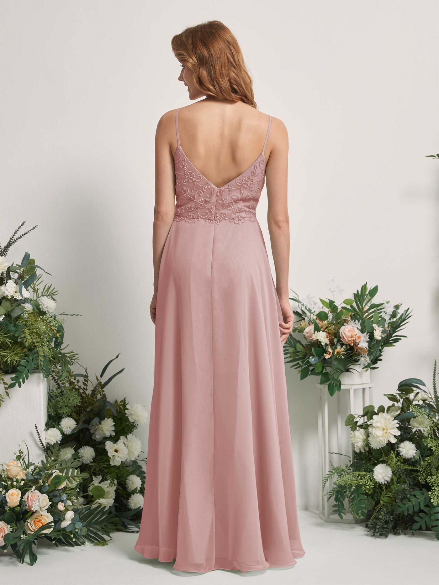Carlyna Vestido línea A Escote en V Tirantes finos Hasta el suelo Dama de honor Rosa Polvorienta #color_rosa-polvorienta