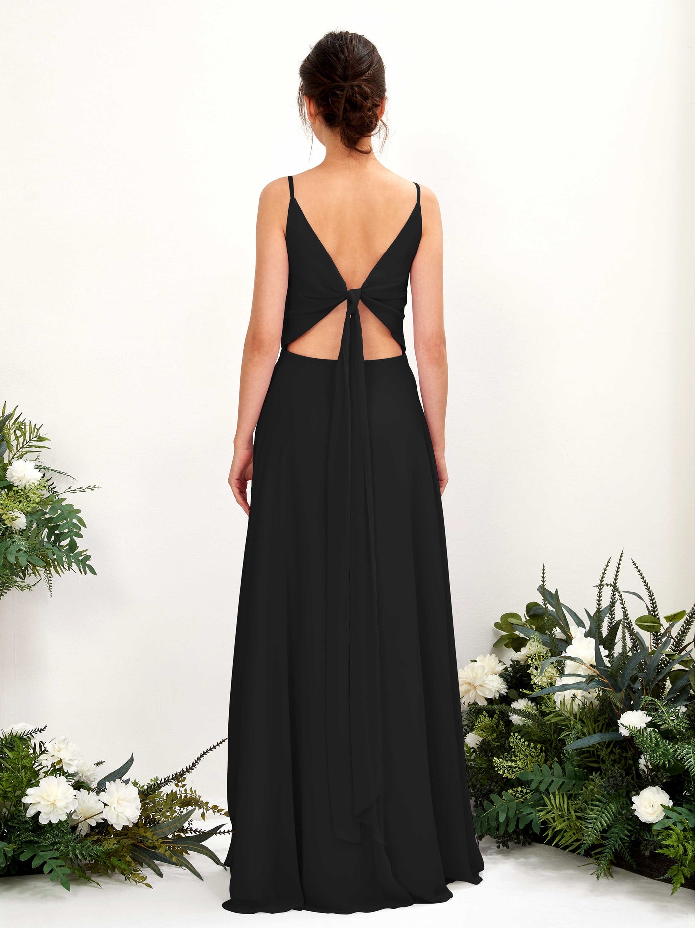 Carlyna Vestido línea A escote en V tirantes finos vestido dama de honor Negro #color_negro