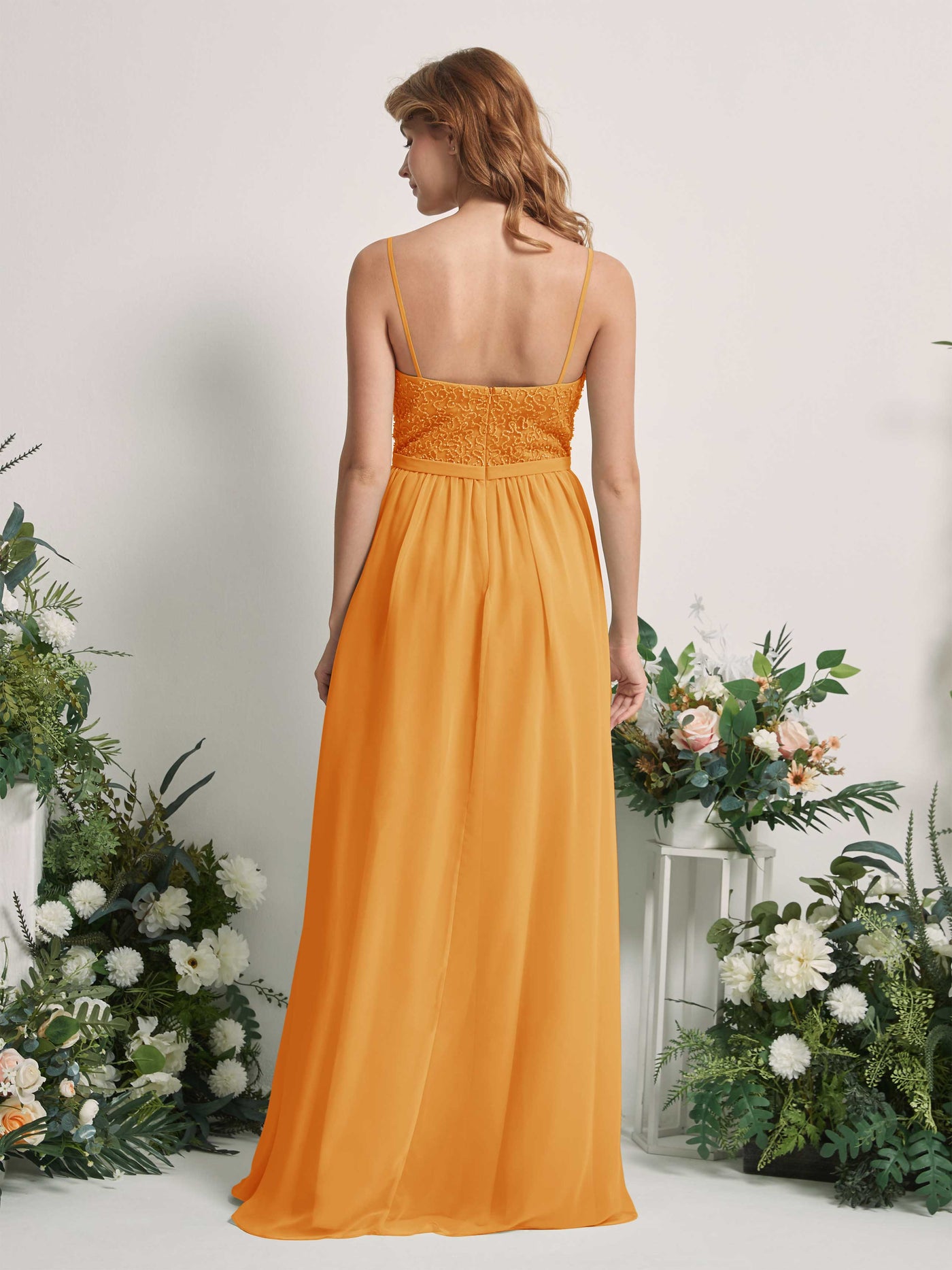 Carlyna Vestido Línea A Escote redondo Largo Gasa Vestidos de dama de honor Mango #color_mango