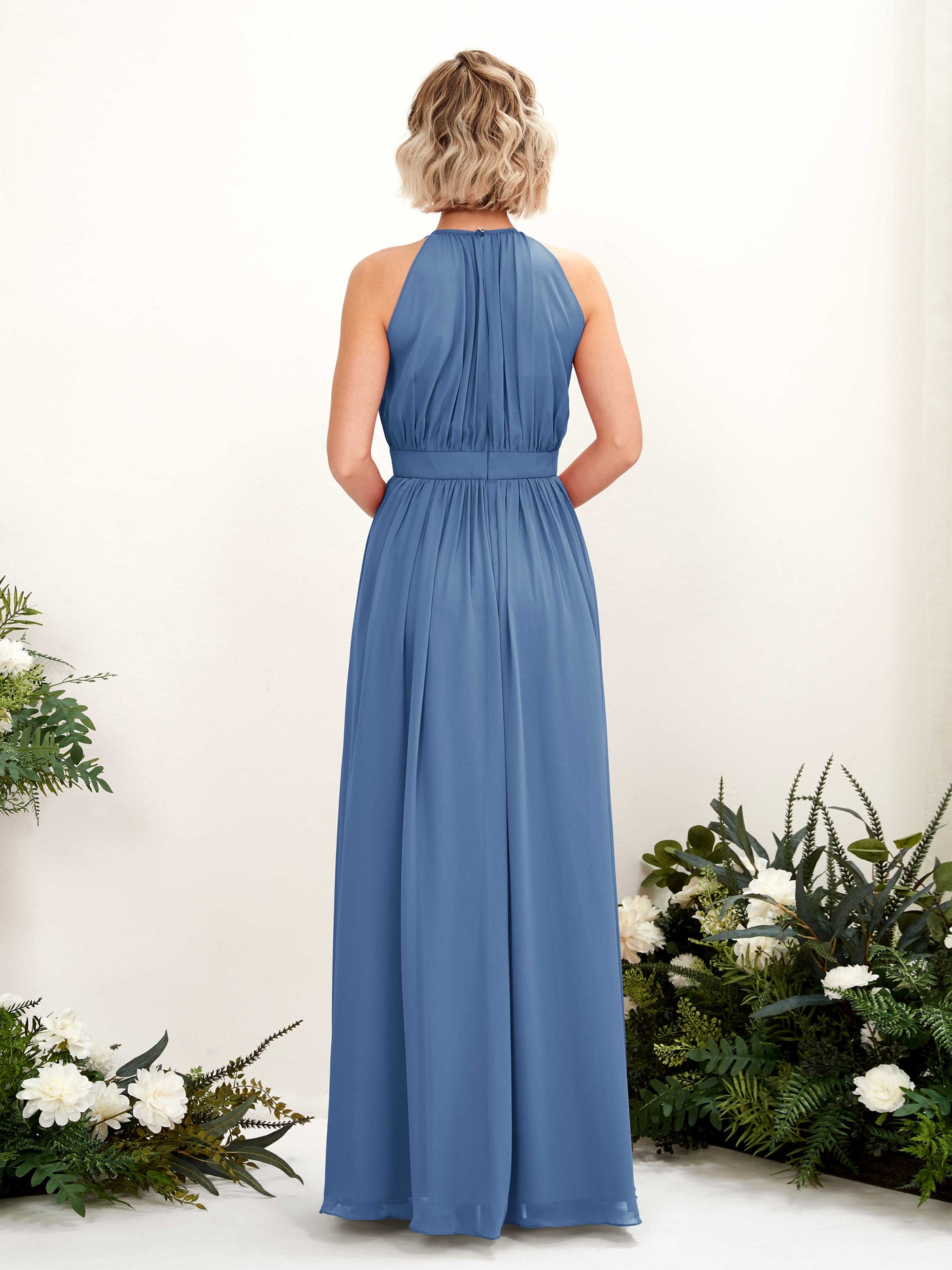 Carlyna Vestido Línea A Hasta el suelo Cuello redondo Gasa Vestidos de dama de honor Azul polvoriento #color_azul-polvoriento
