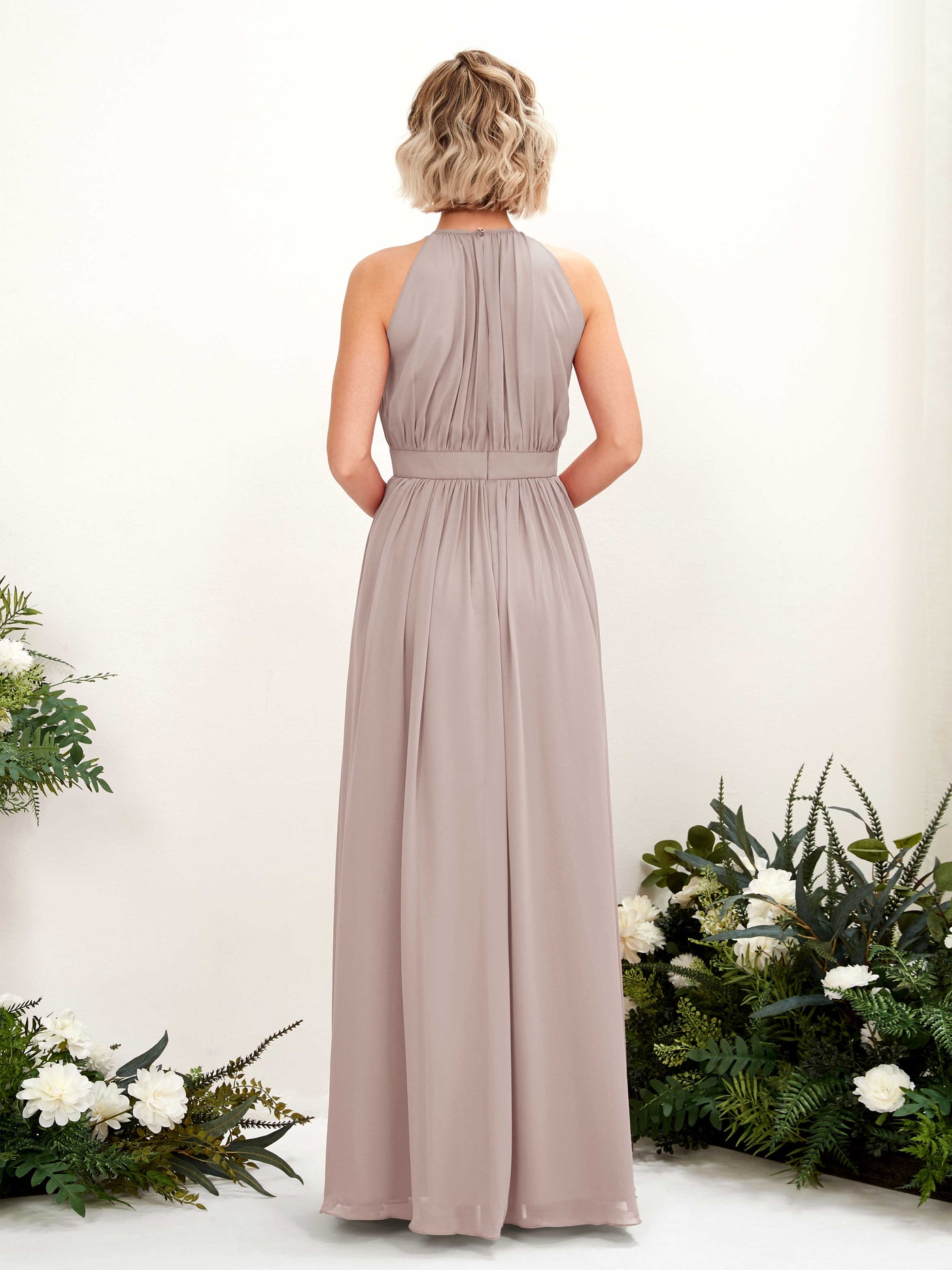 Carlyna Vestido Línea A Hasta el suelo Cuello redondo Gasa Vestidos de dama de honor Gris Pardo #color_gris-pardo