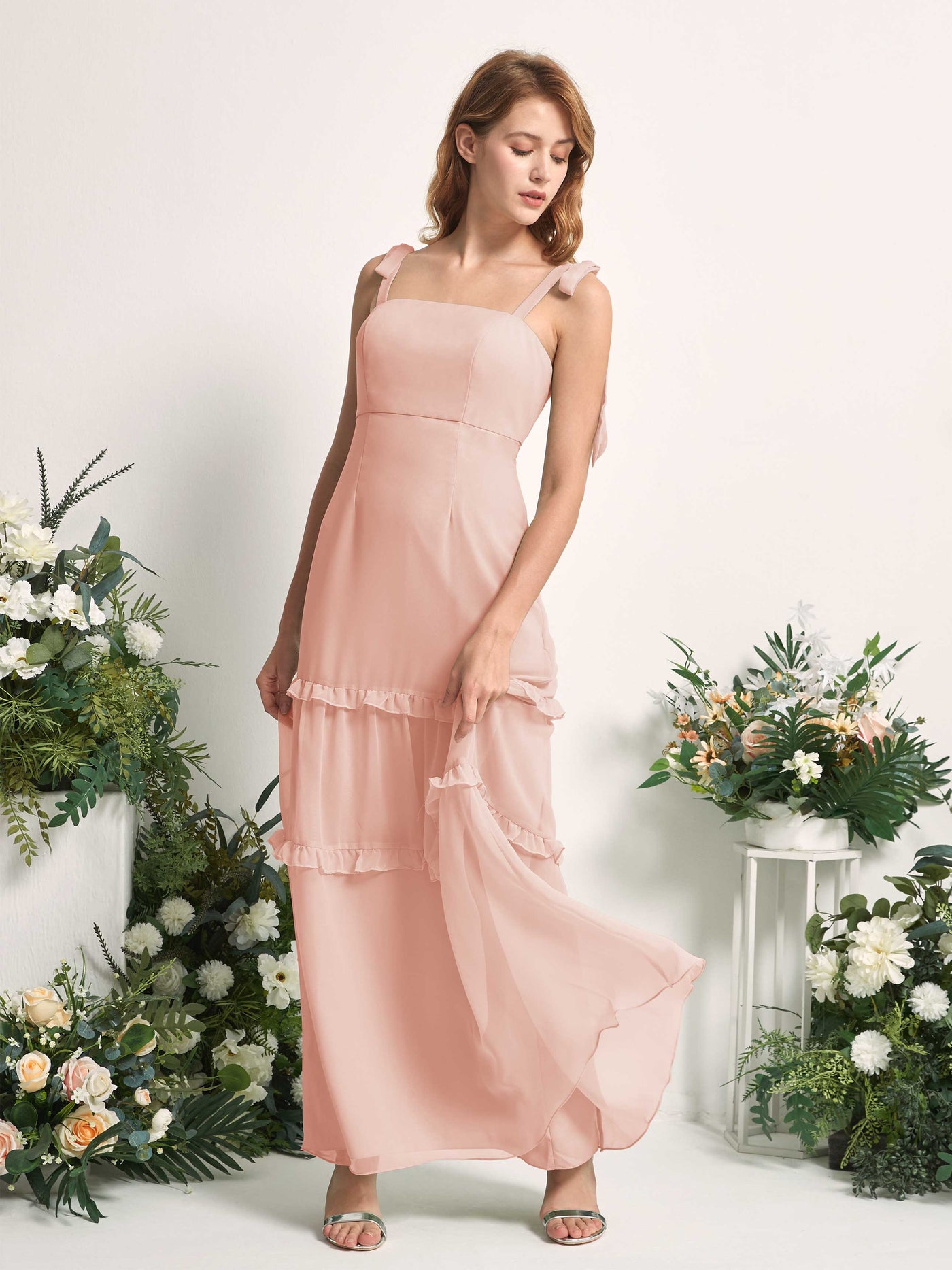 Carlyna Vestido Línea A Hasta el Suelo Escote Derecho Volantes Gasa dama de honor Rosa Perla #color_rosa-perla