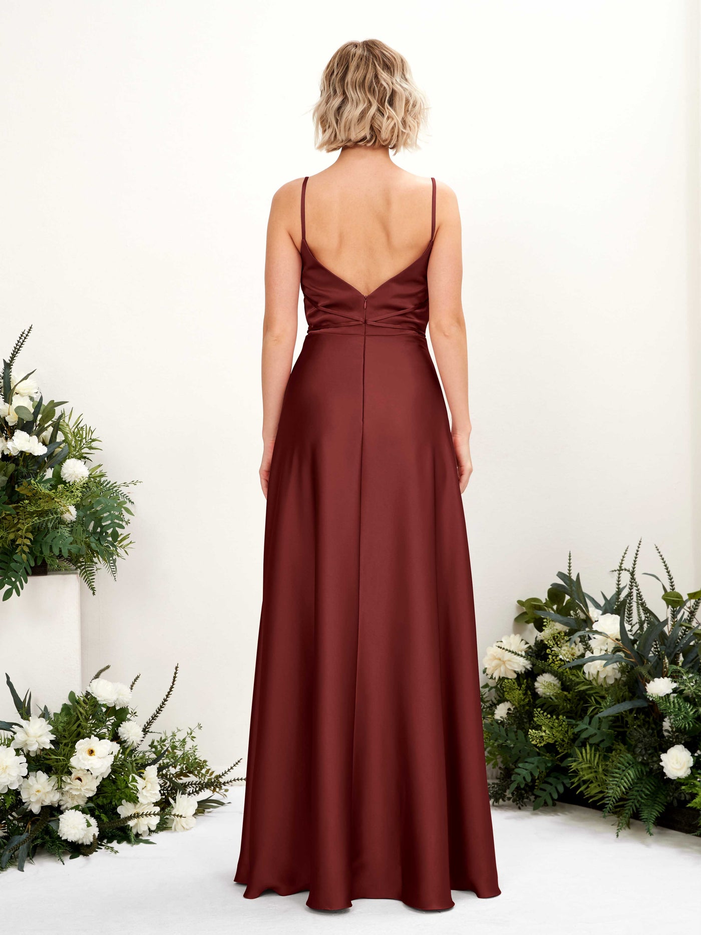 Carlyna Vestido Línea A Hasta el Suelo Escote Drapeado Vestidos de Dama de Honor Borgoña #color_borgo-a