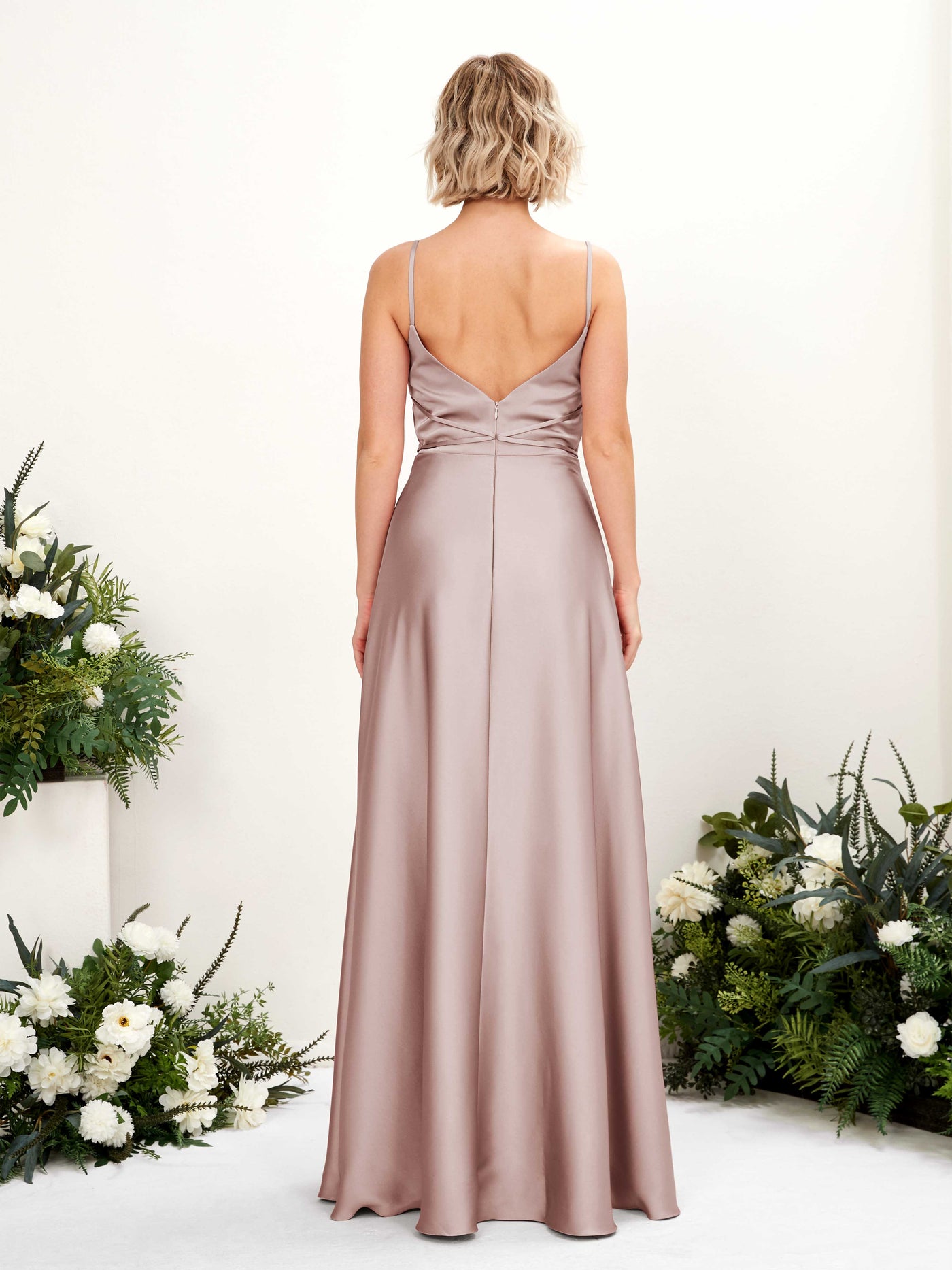 Carlyna Vestido Línea A Hasta el Suelo Escote Drapeado Vestidos de Dama de Honor Rosa Polvorienta #color_rosa-polvorienta