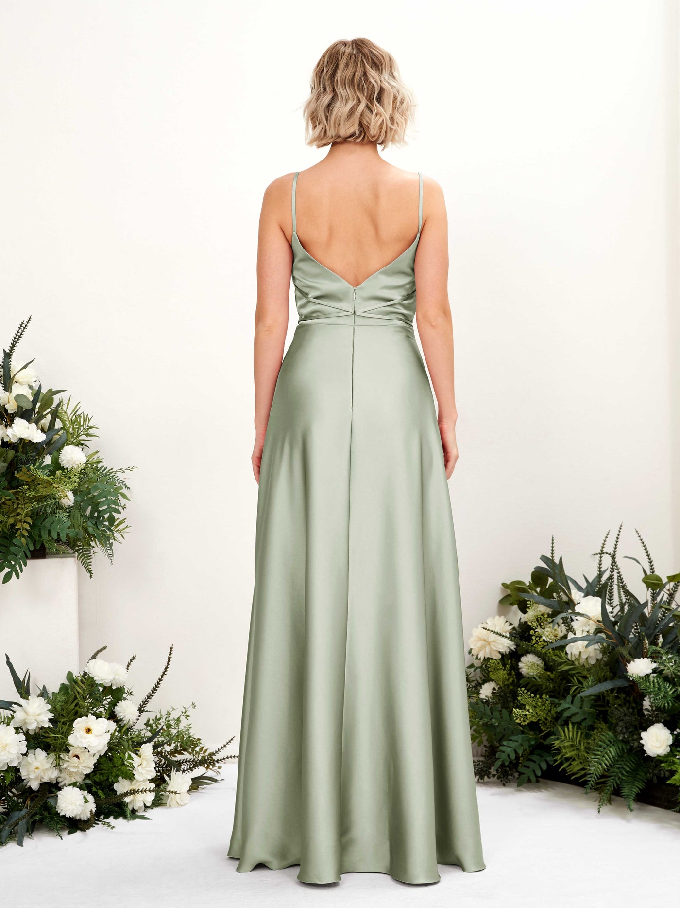 Carlyna Vestido Línea A Hasta el Suelo Escote Drapeado Vestidos de Dama de Honor Verde Salvia #color_verde-salvia