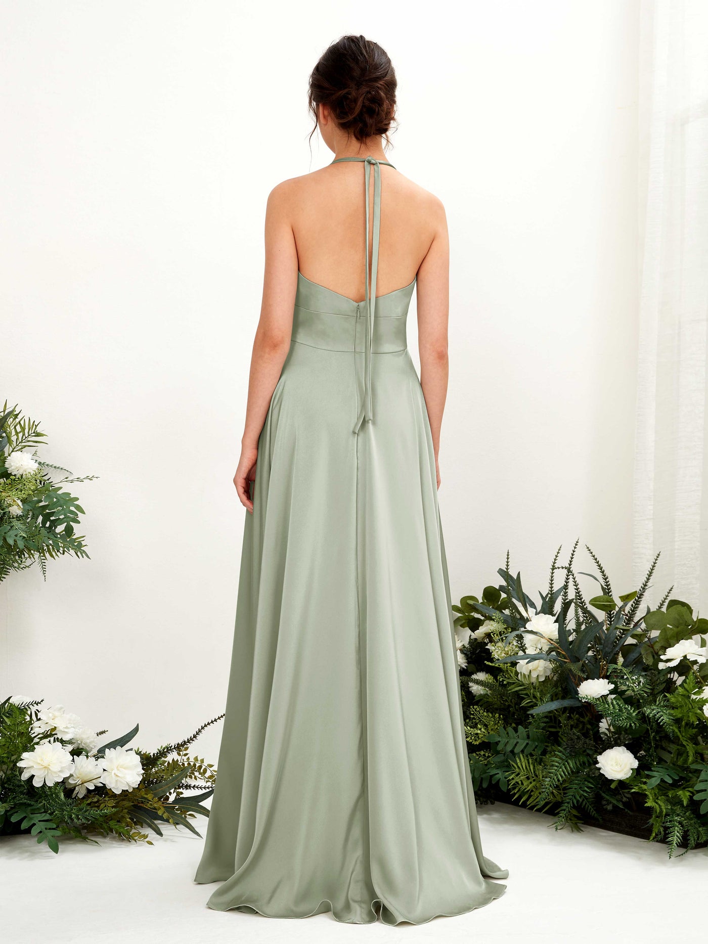 Carlyna Vestido Línea A Hasta el suelo Satén Cuello halter Dama de honor Verde Salvia #color_verde-salvia
